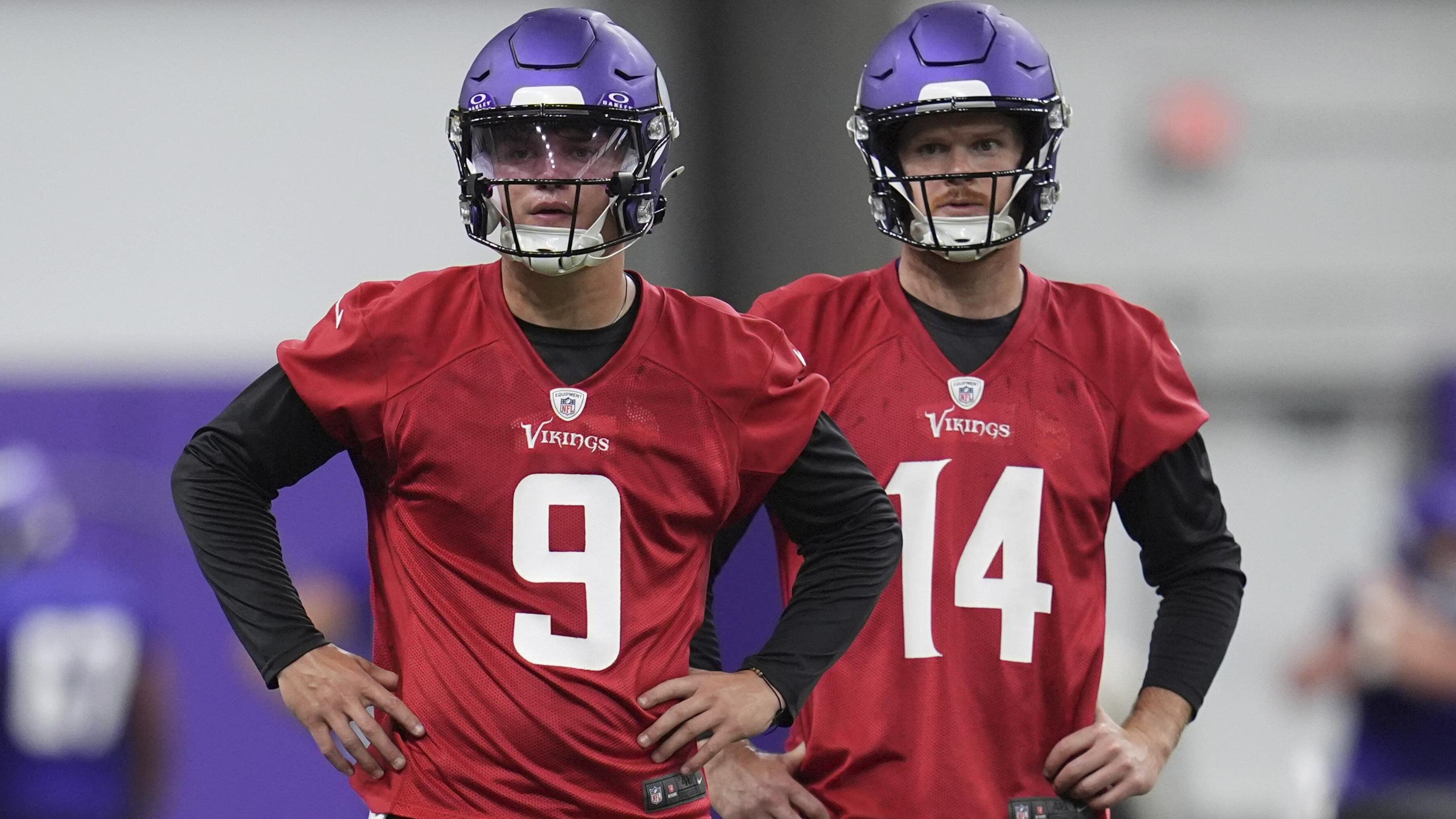 Vikings' Bold QB Switch Sparks NFL Controversy
