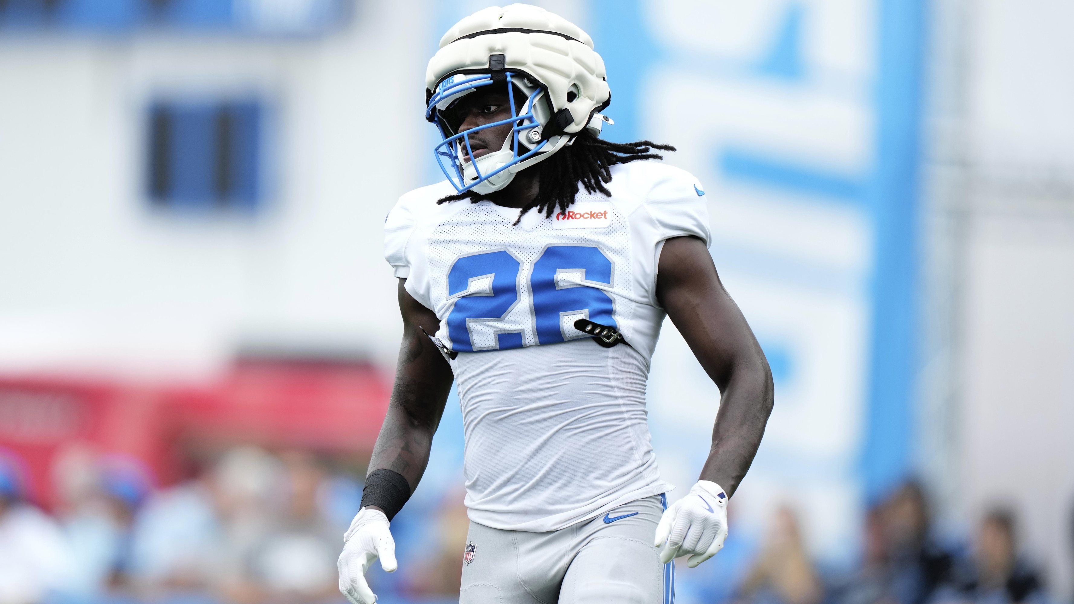 Lions' Morice Norris Hospitalized After Exiting vs. Falcons in Ambulance with Injury