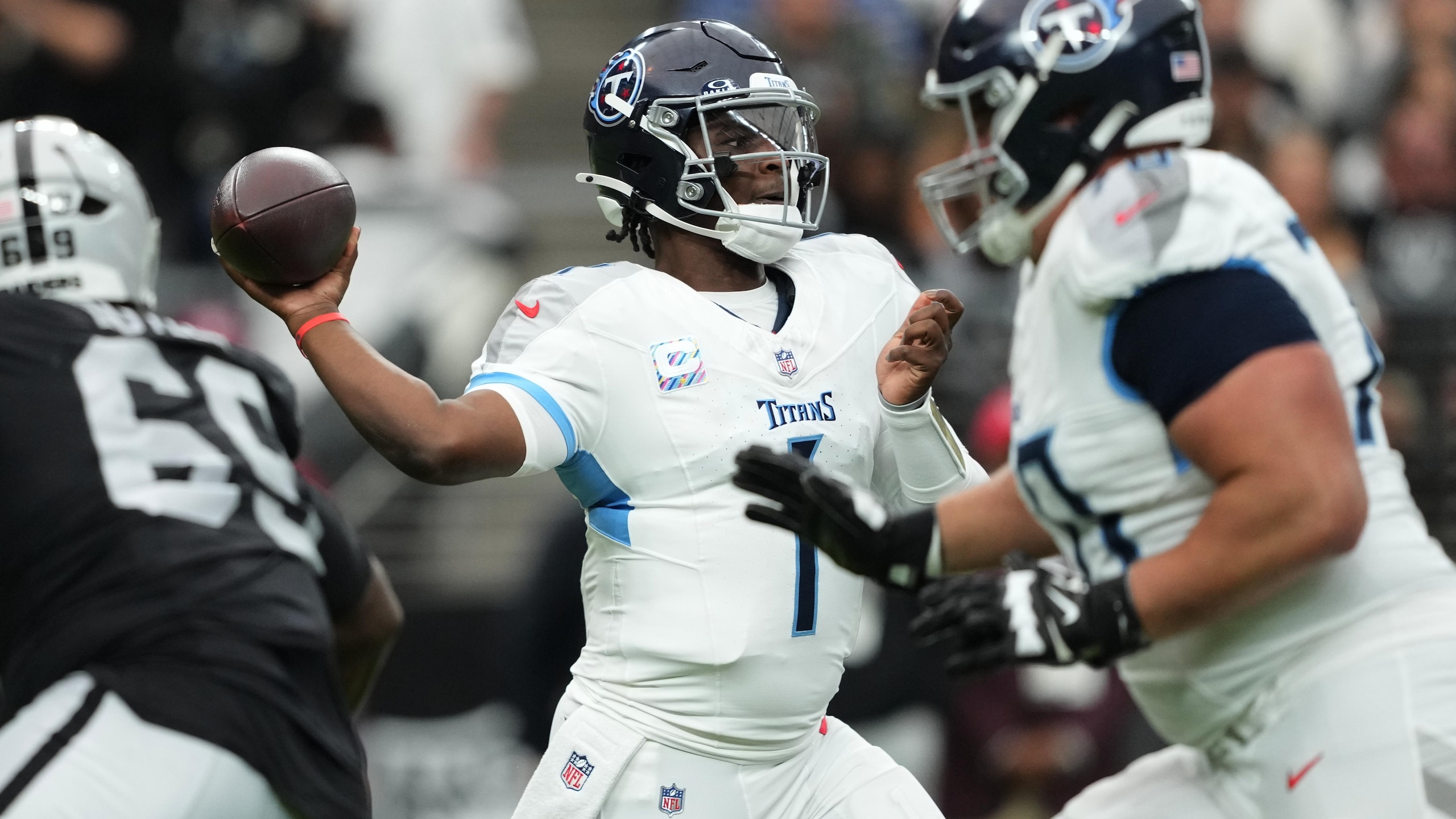 Titans Raiders Football