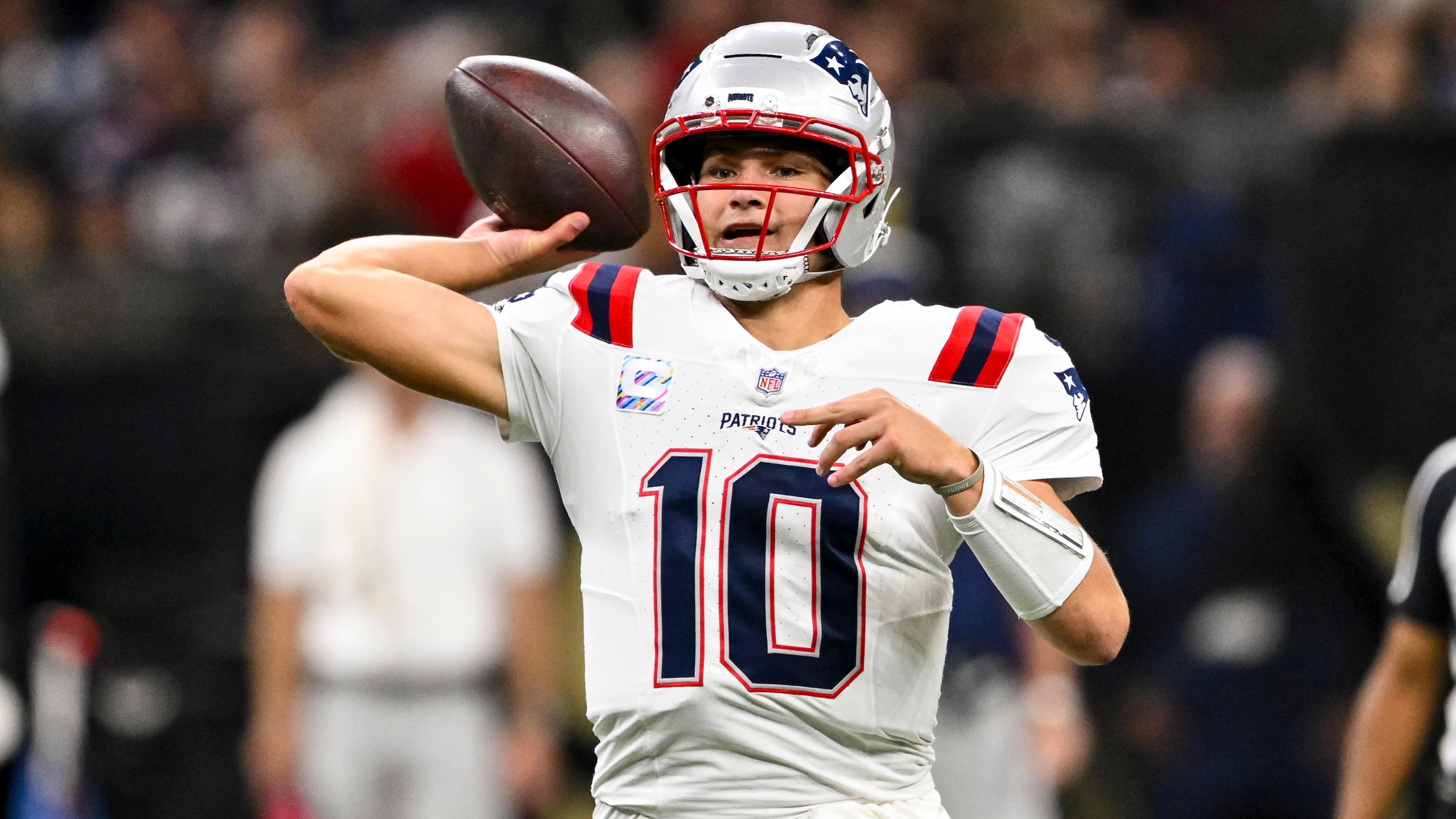 Patriots Saints Football