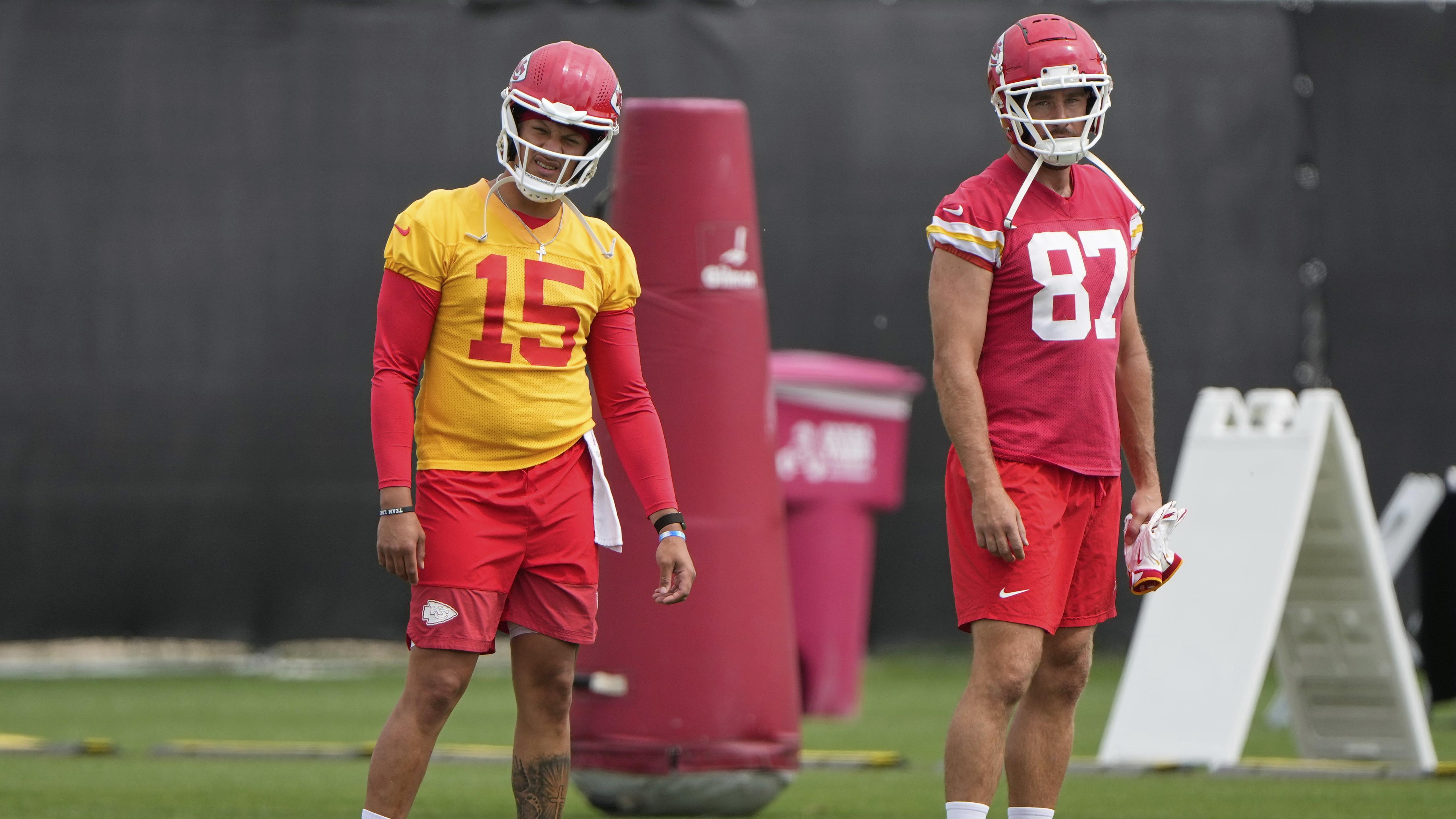 Patrick Mahomes, Travis Kelce’s ‘1587 Prime’ Steakhouse Reveals Opening Date in Video