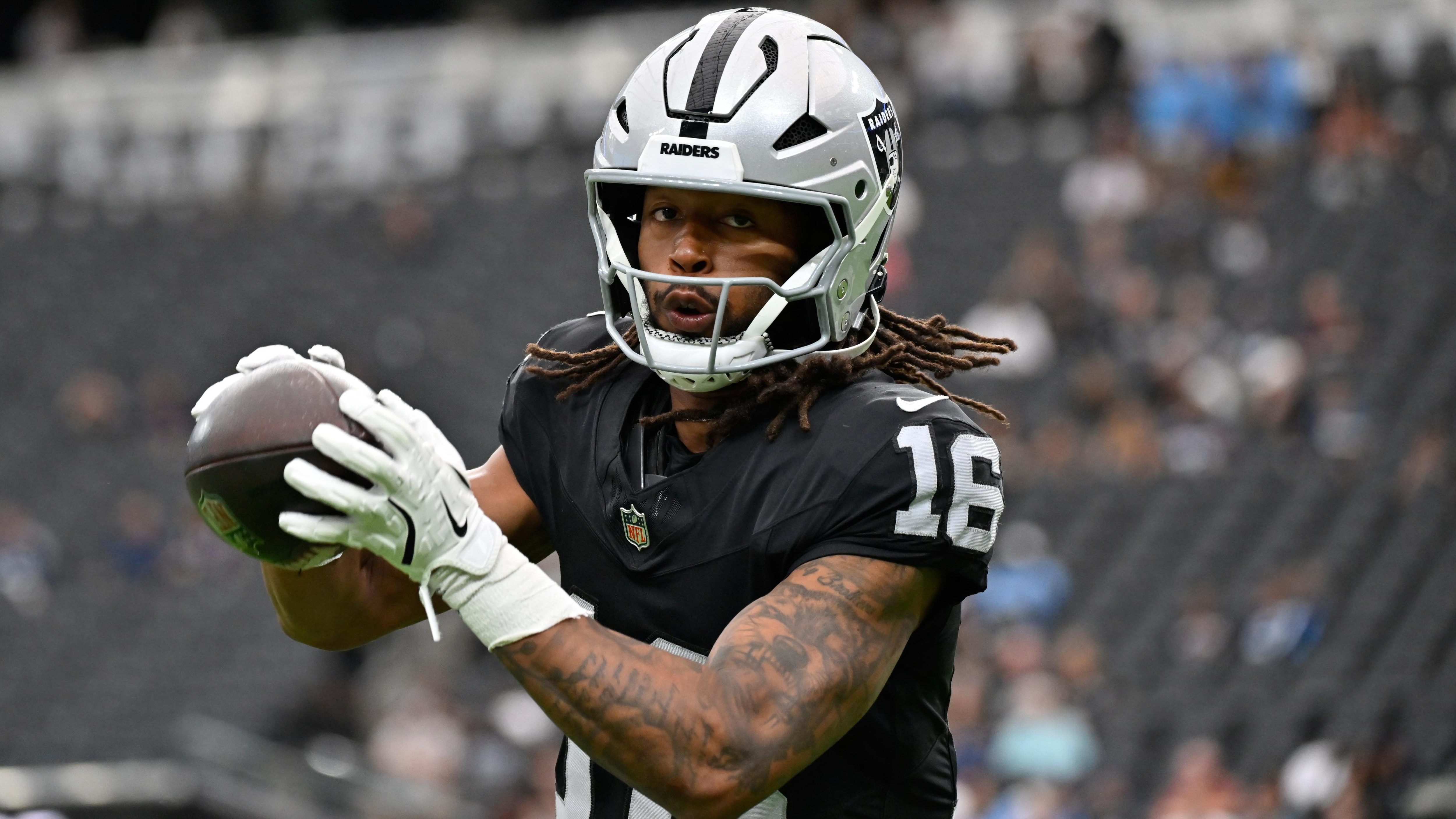 Titans Raiders Football