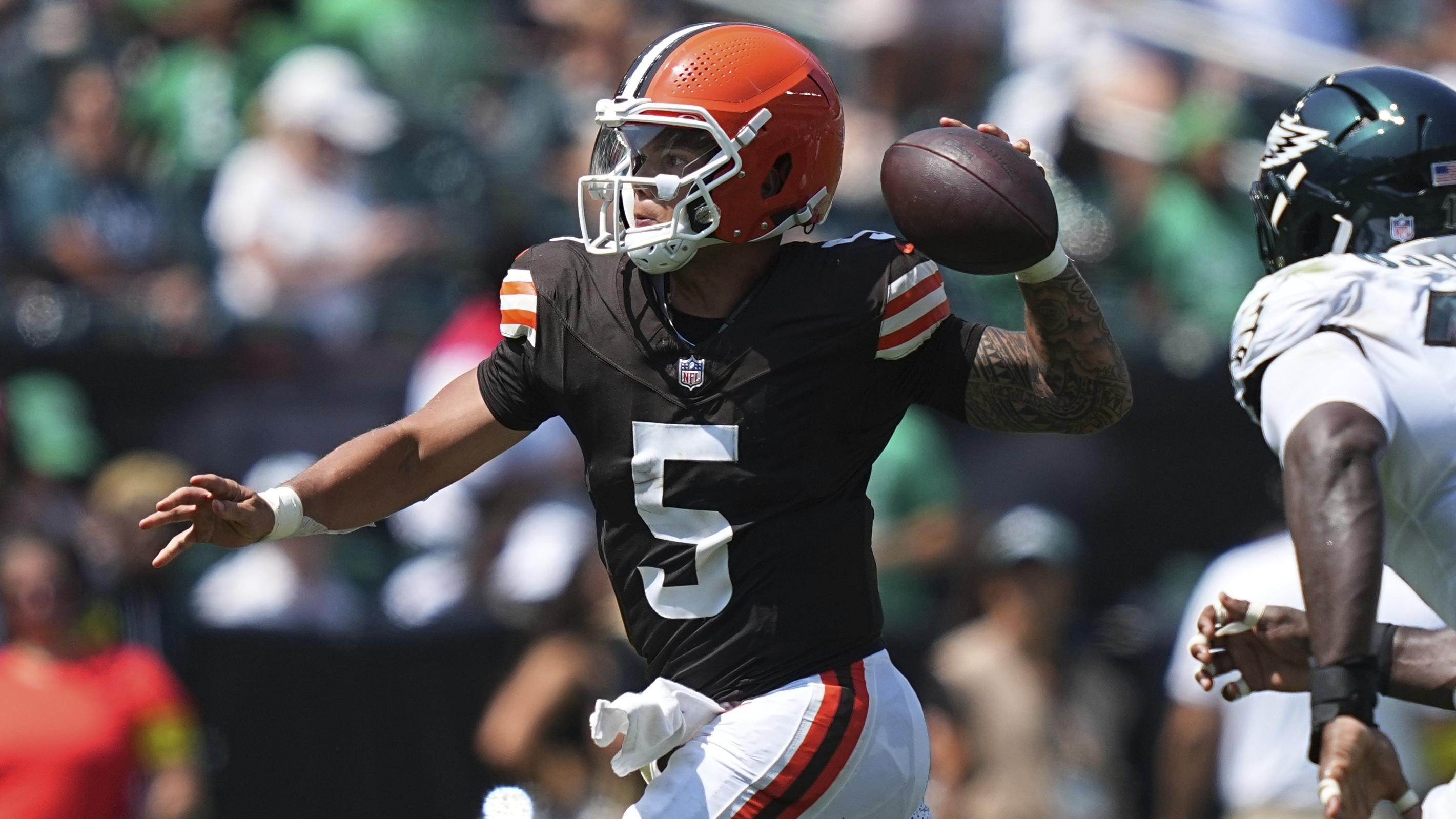 Browns Eagles Football