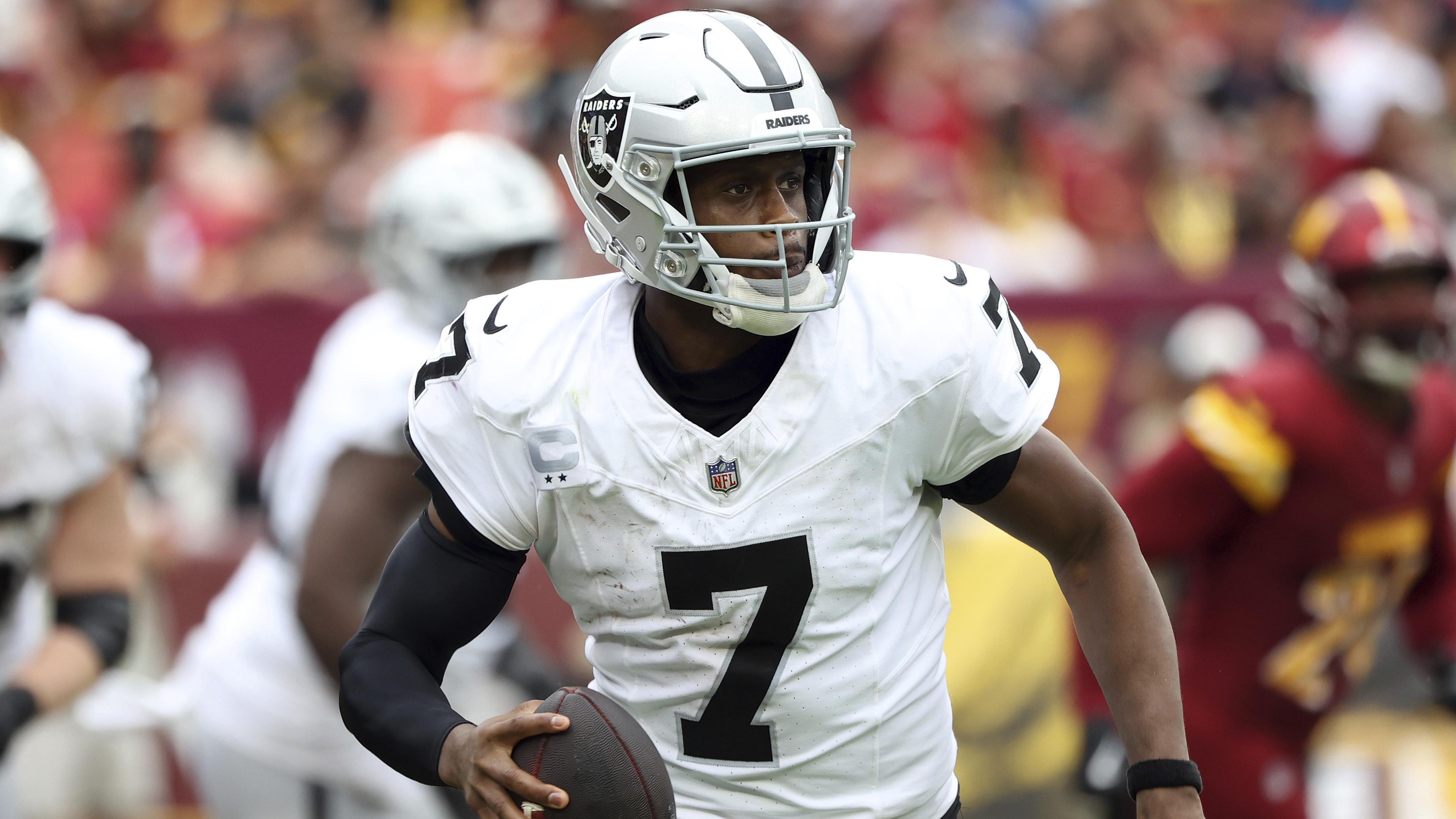 Raiders Commanders Football