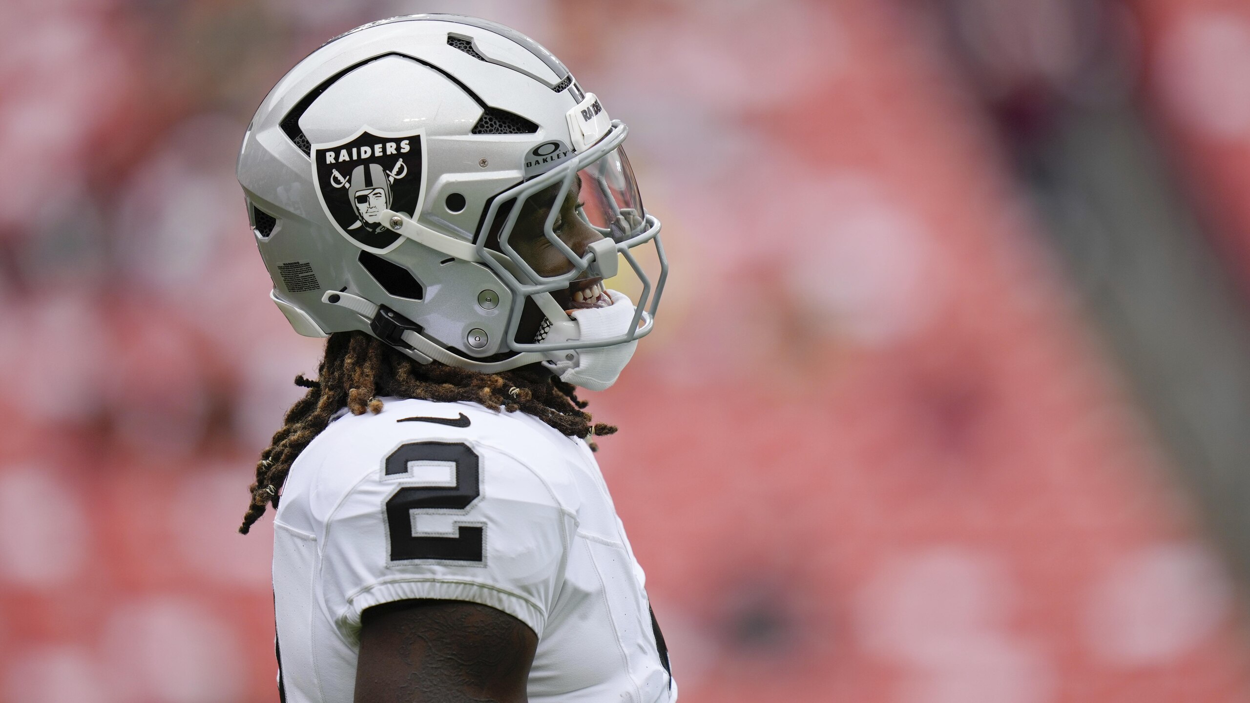 Raiders Commanders Football