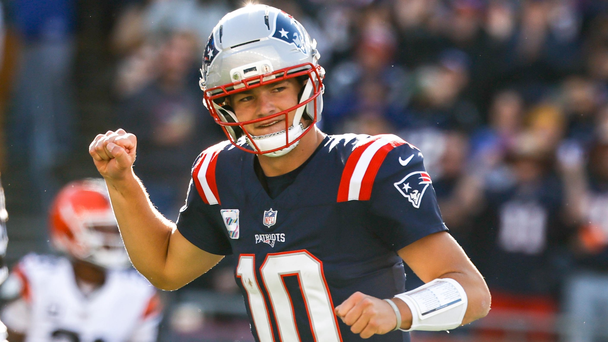 Browns Patriots Football