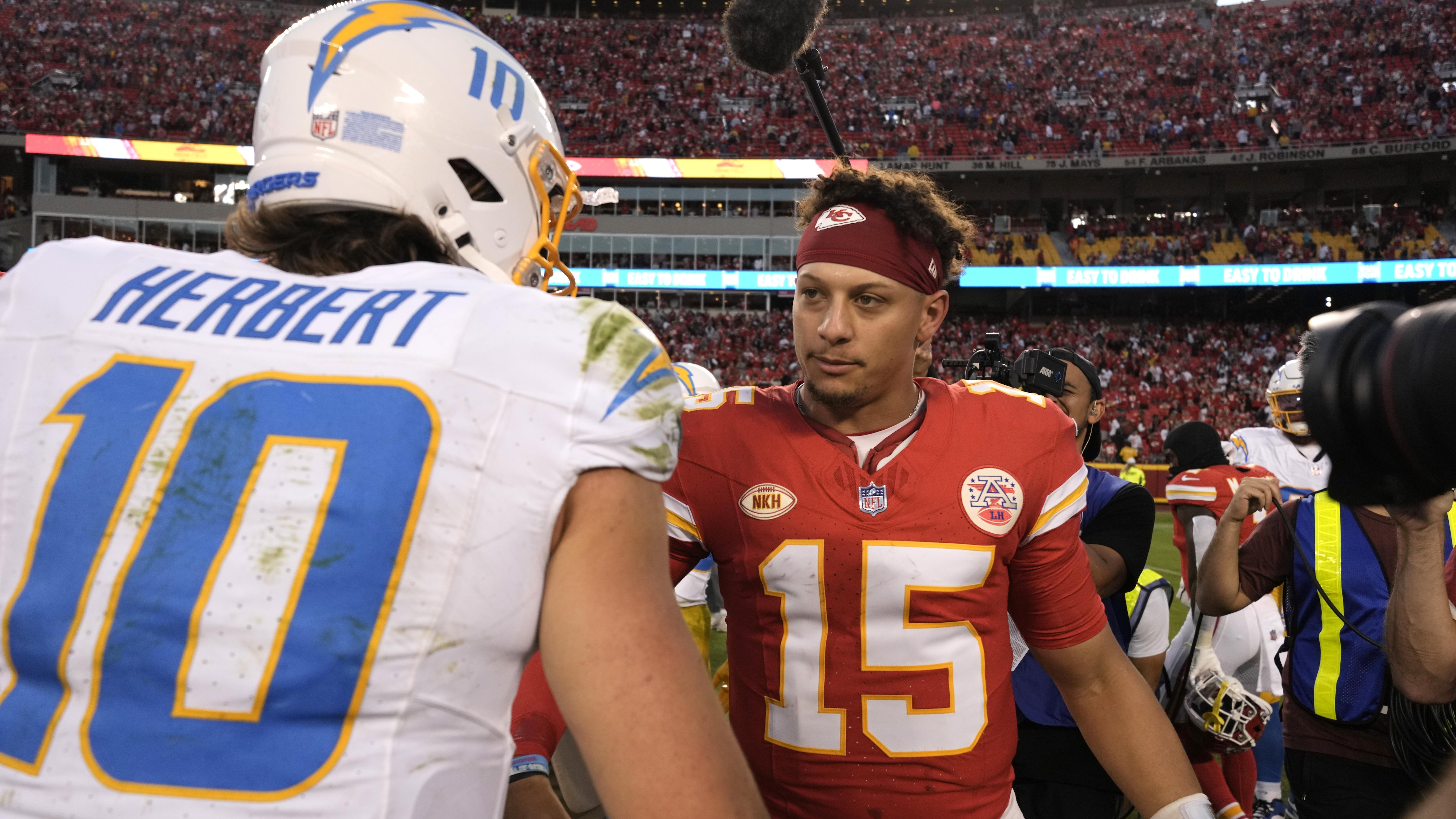 Chargers Chiefs Football