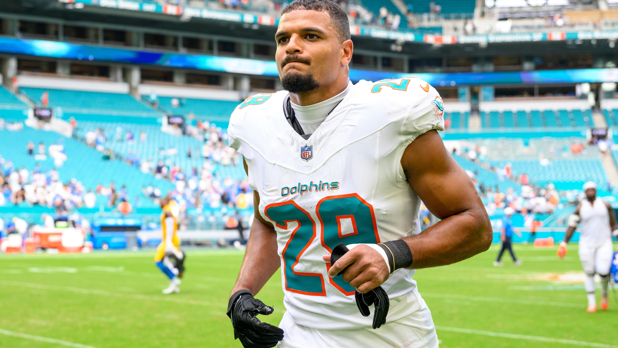 Chargers Dolphins Football