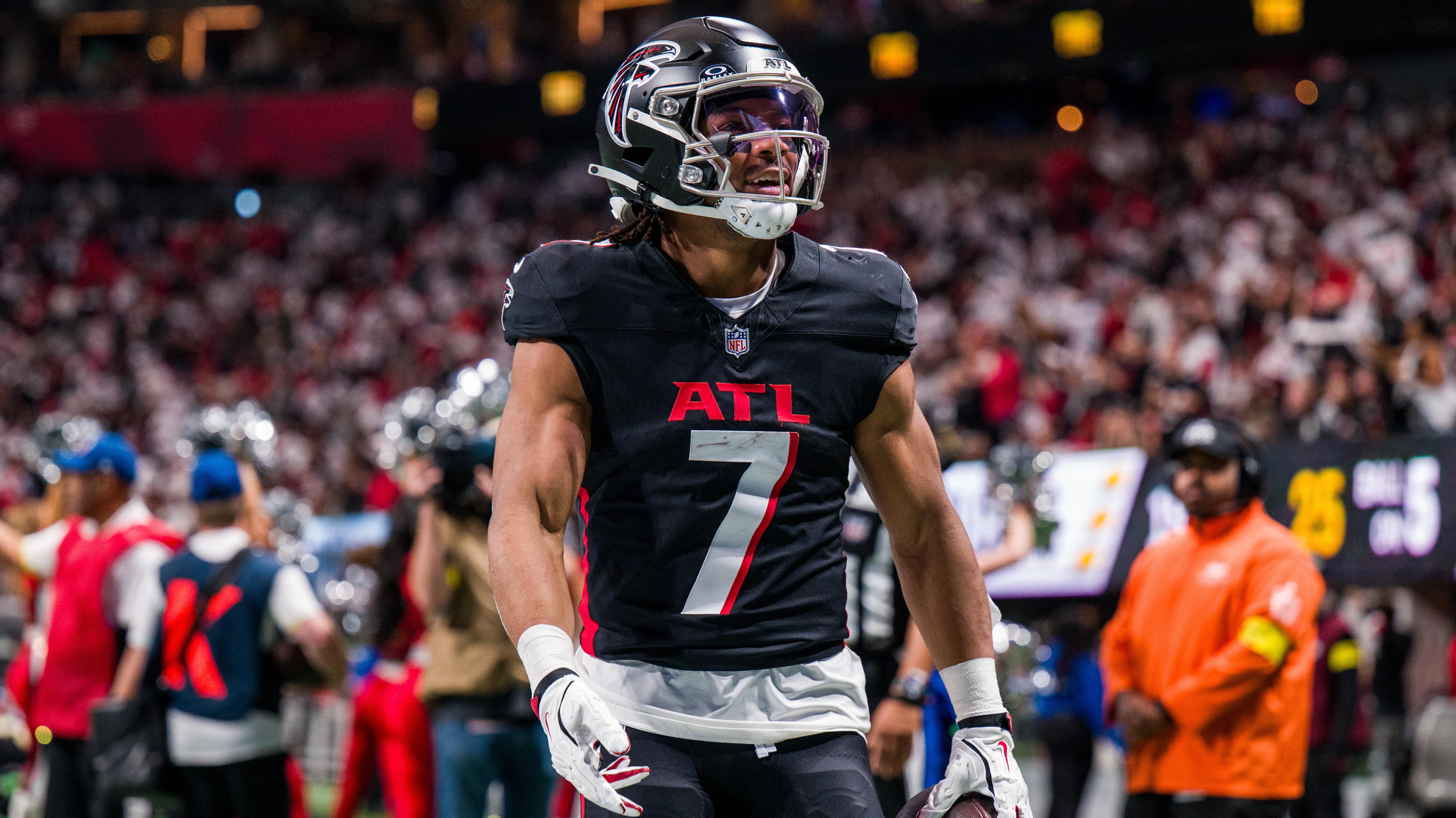 Saints Falcons Football