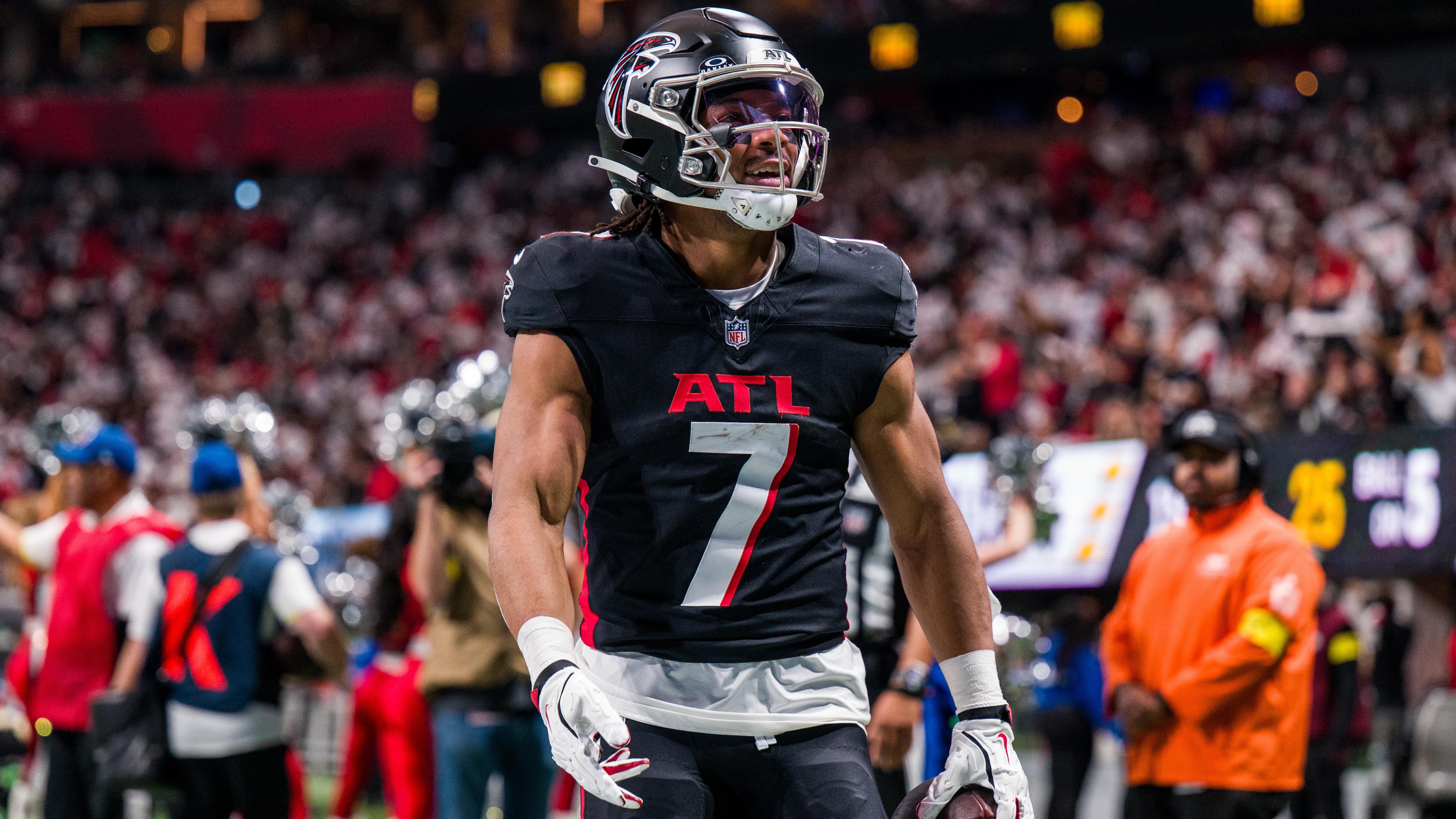 Saints Falcons Football