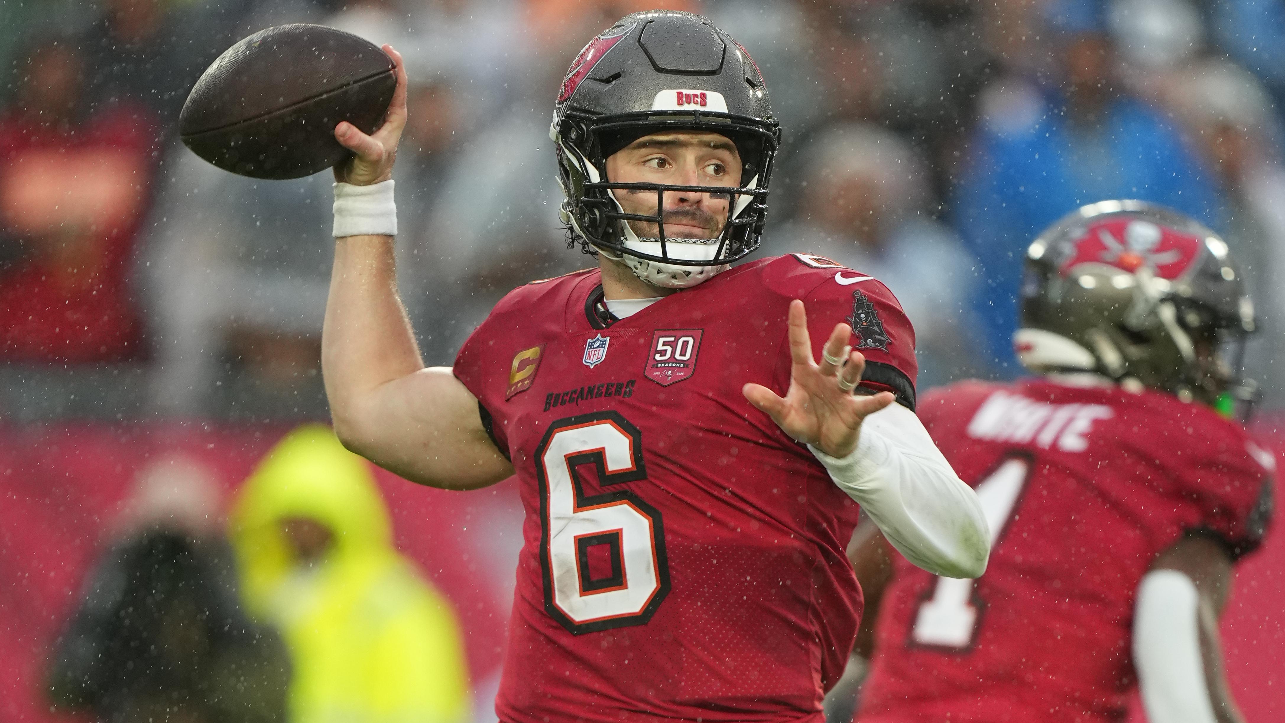 Panthers Buccaneers Football