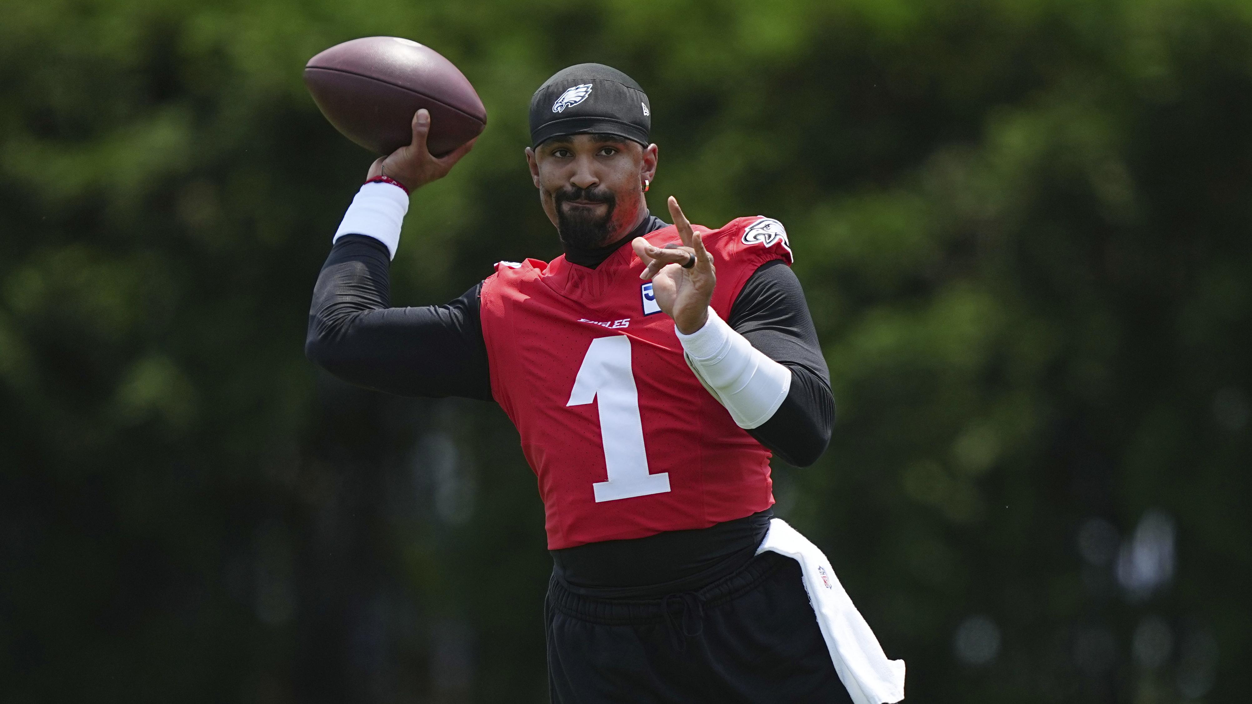 Jalen Hurts in action