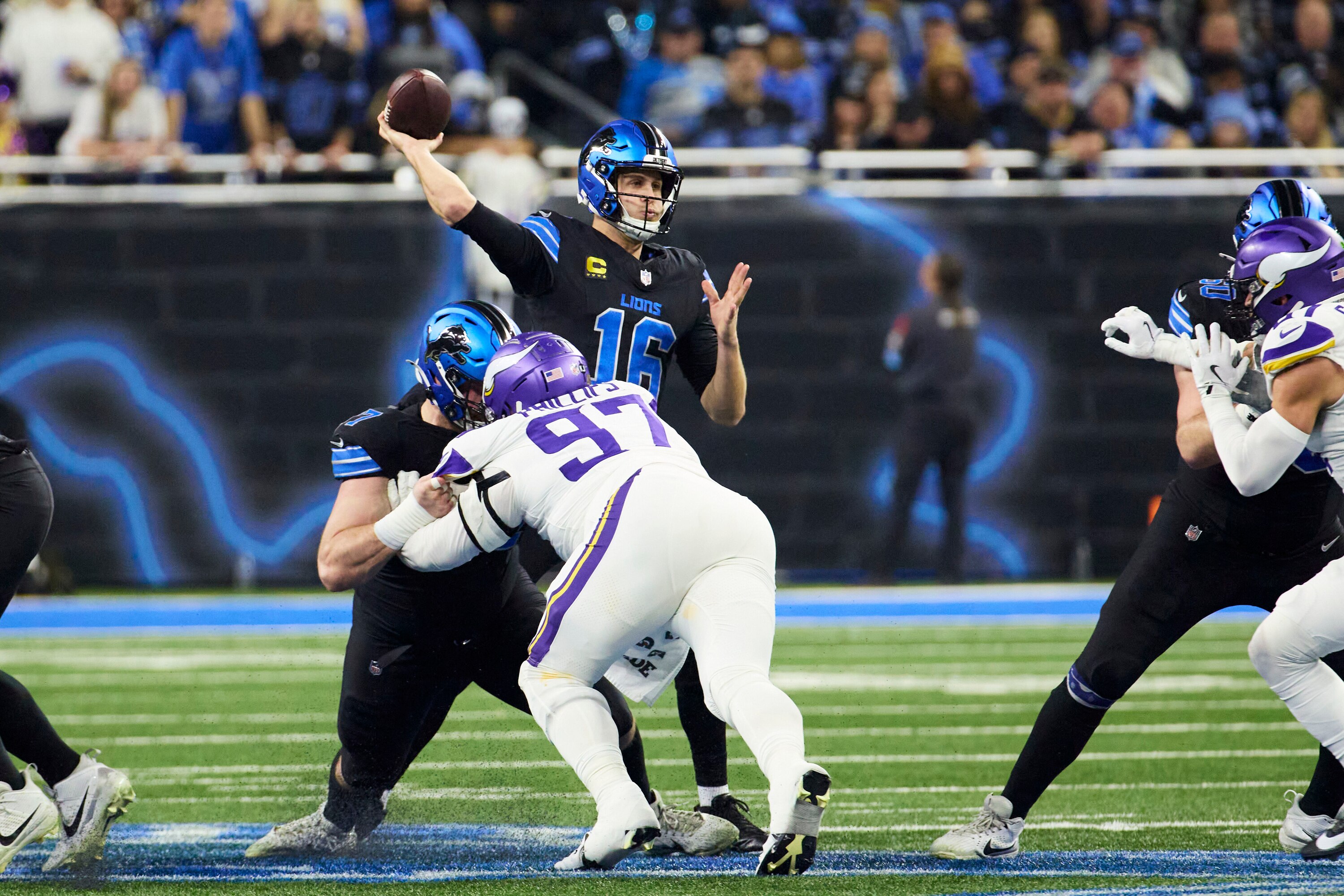 Cowboys-Commanders, Lions-Vikings Set for Netflix Christmas Games on 2025 NFL Schedule