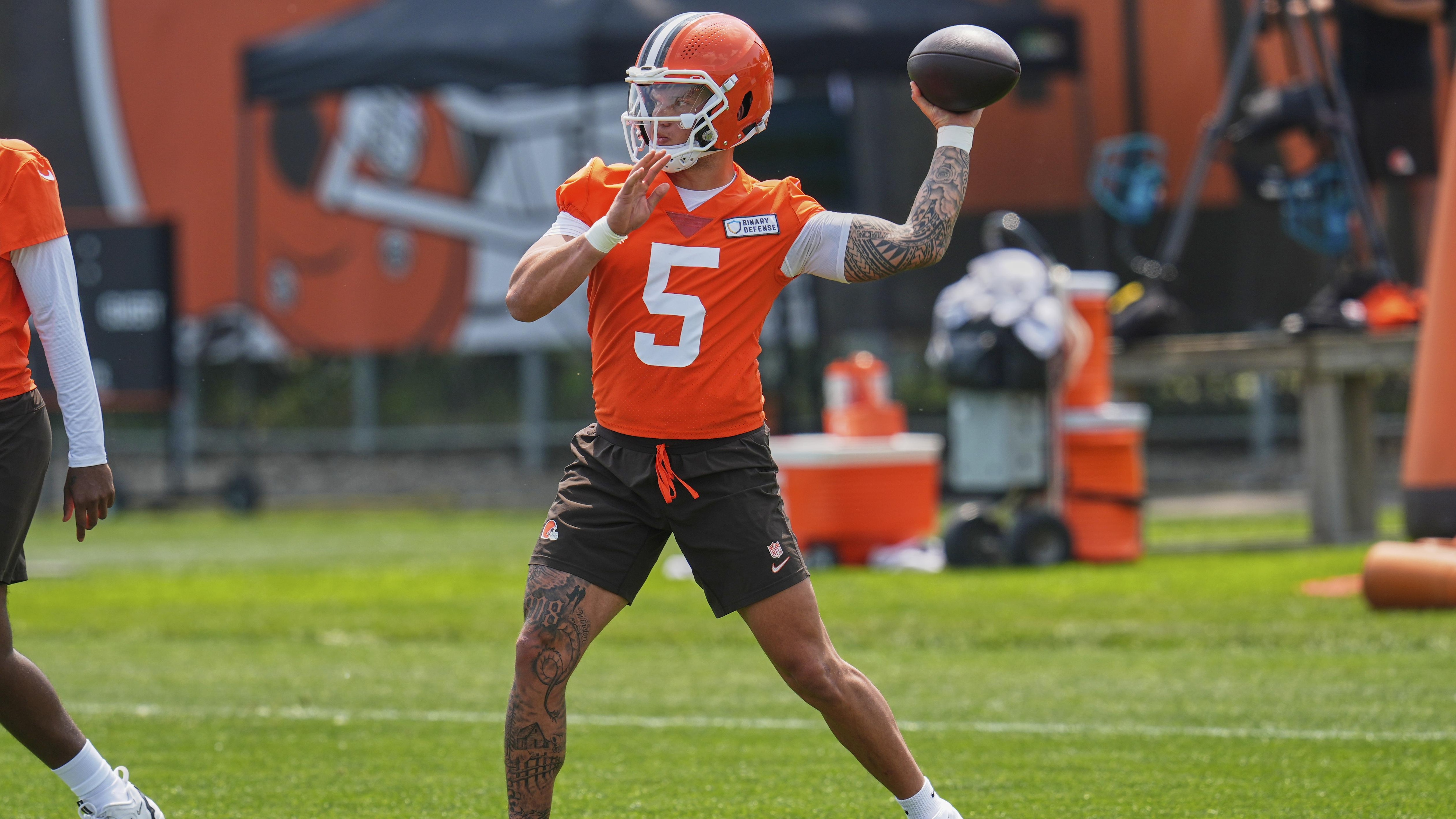 NFL Insider Says Scouts, Execs ‘Really Like’ Gabriel amid Sanders, Browns’ QB Battle