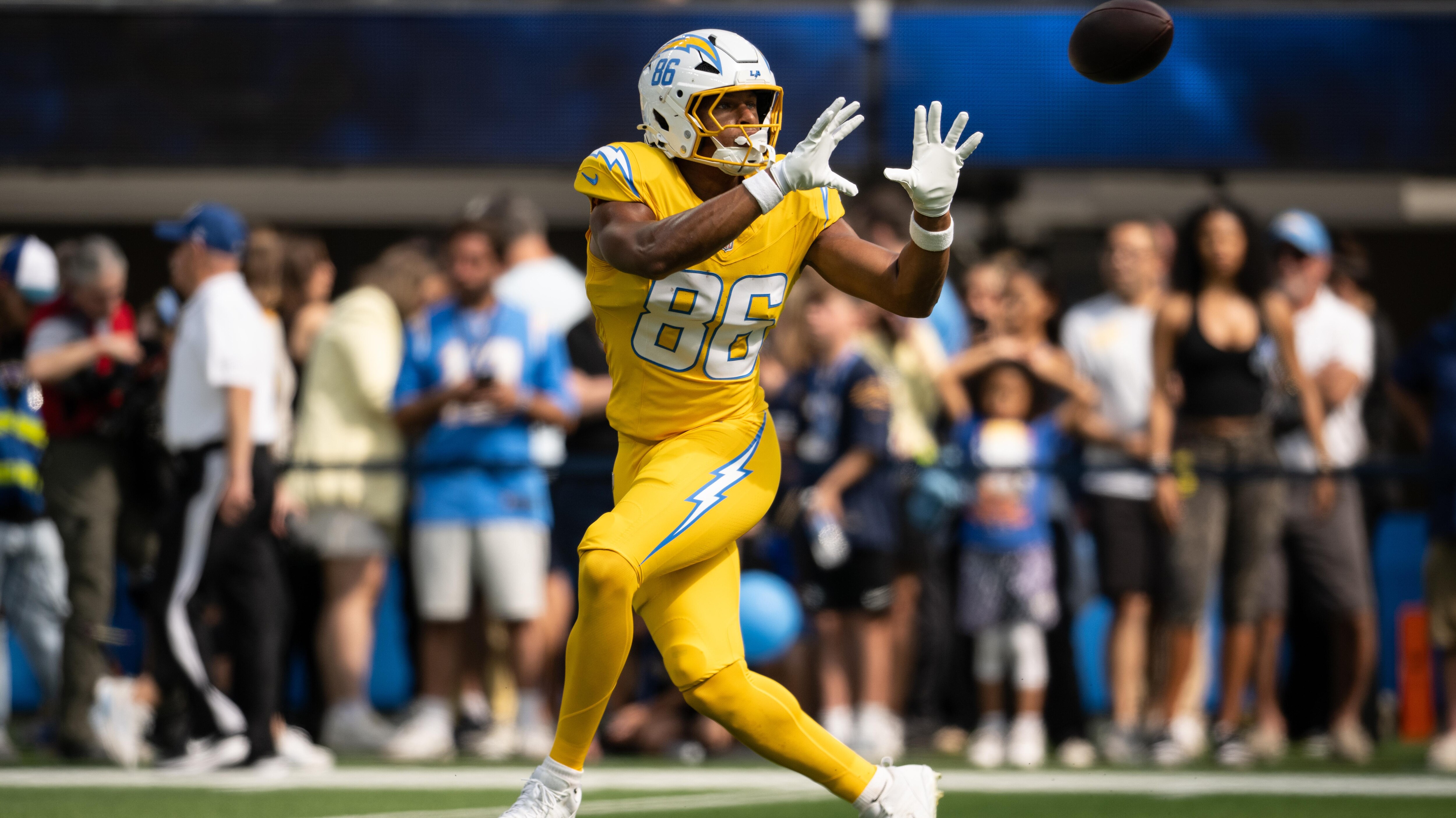 Colts Chargers Football