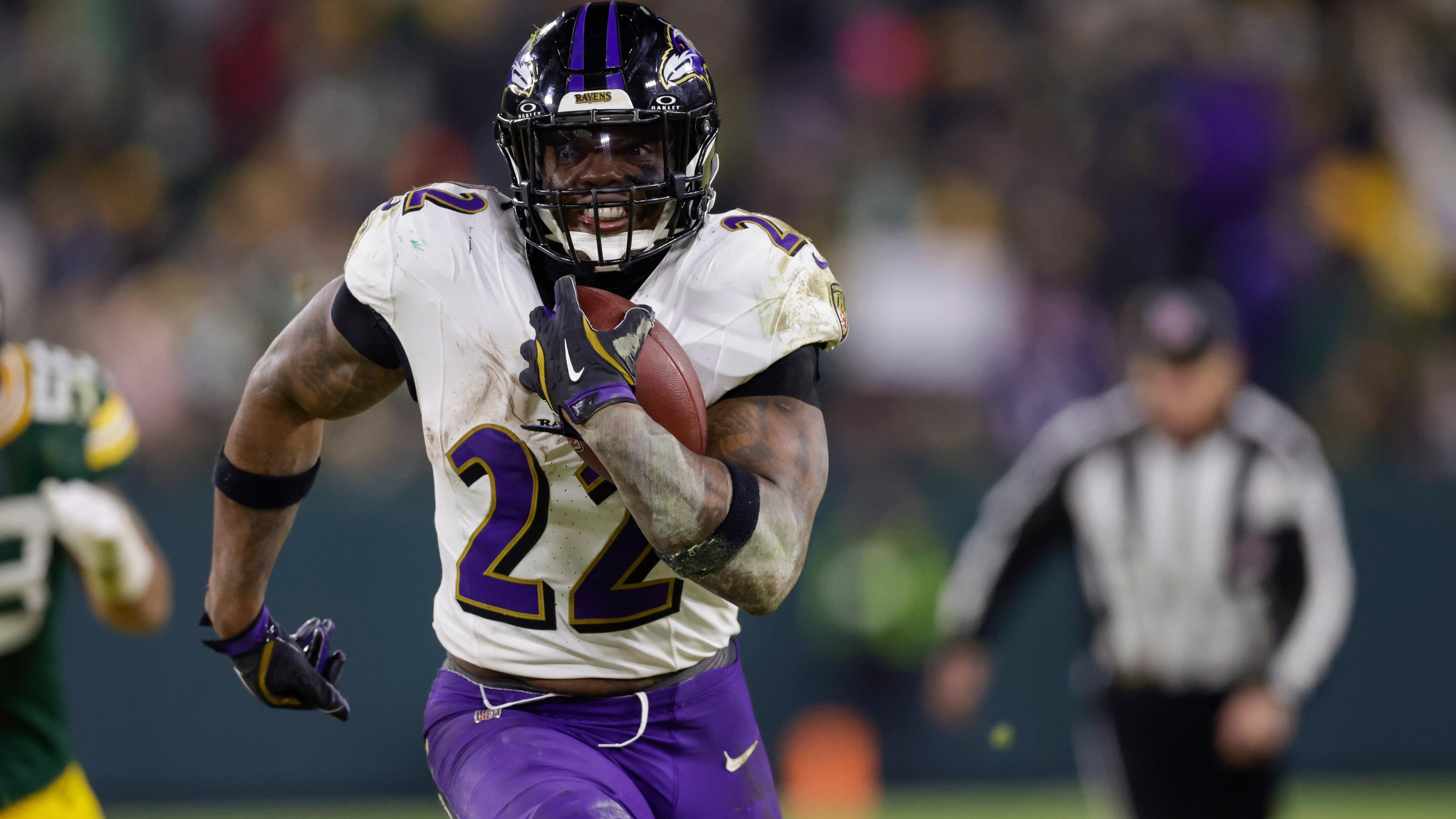 Ravens Packers Football