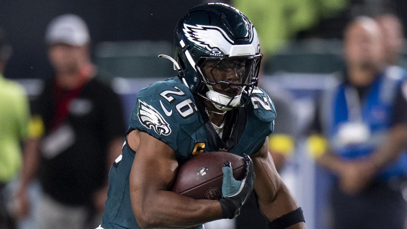Eagles’ Saquon Barkley Doesn’t Think He’d Be Welcomed Back by Giants Fans in Future