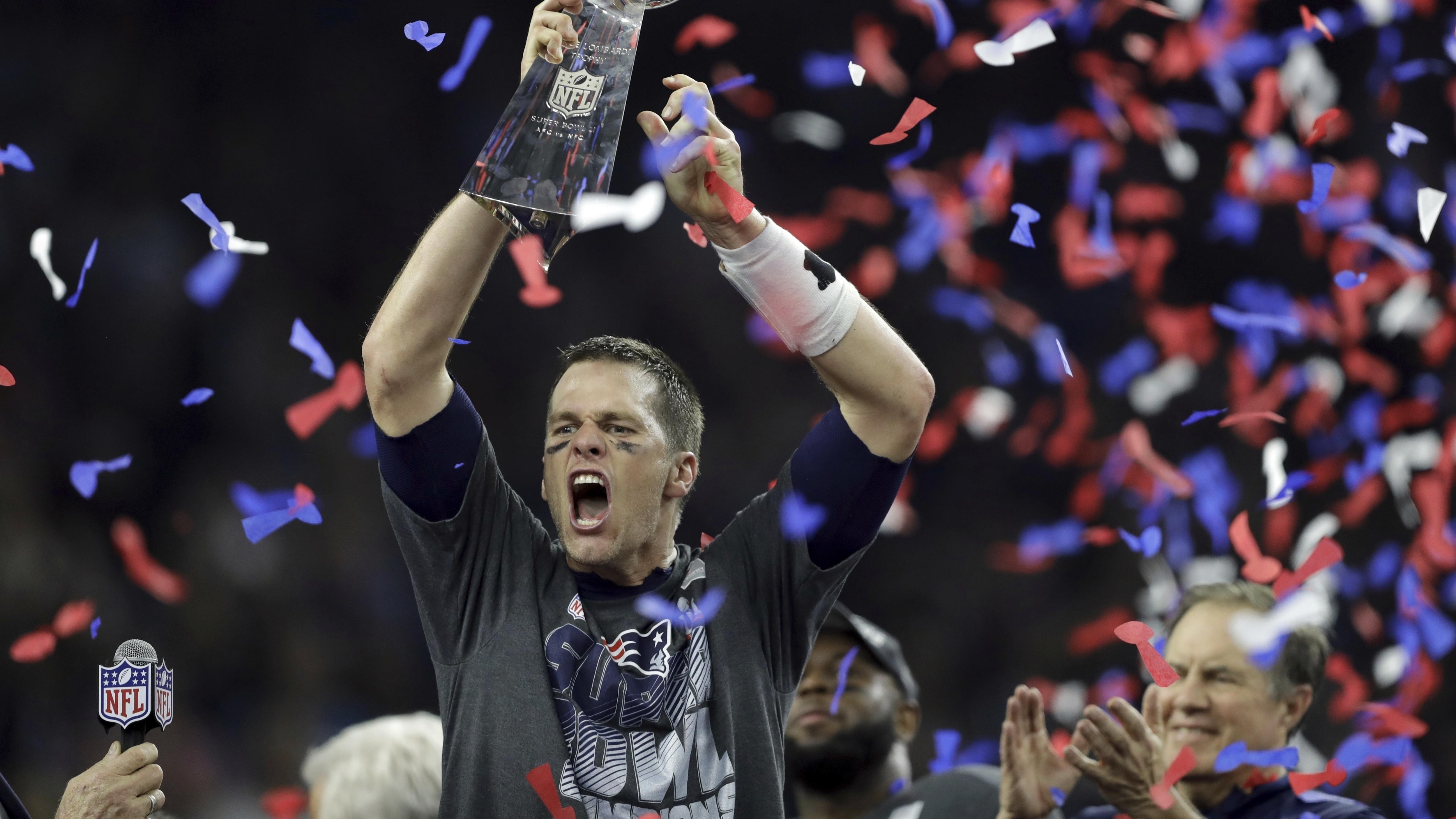 Brady Retires Greatest Moments Football