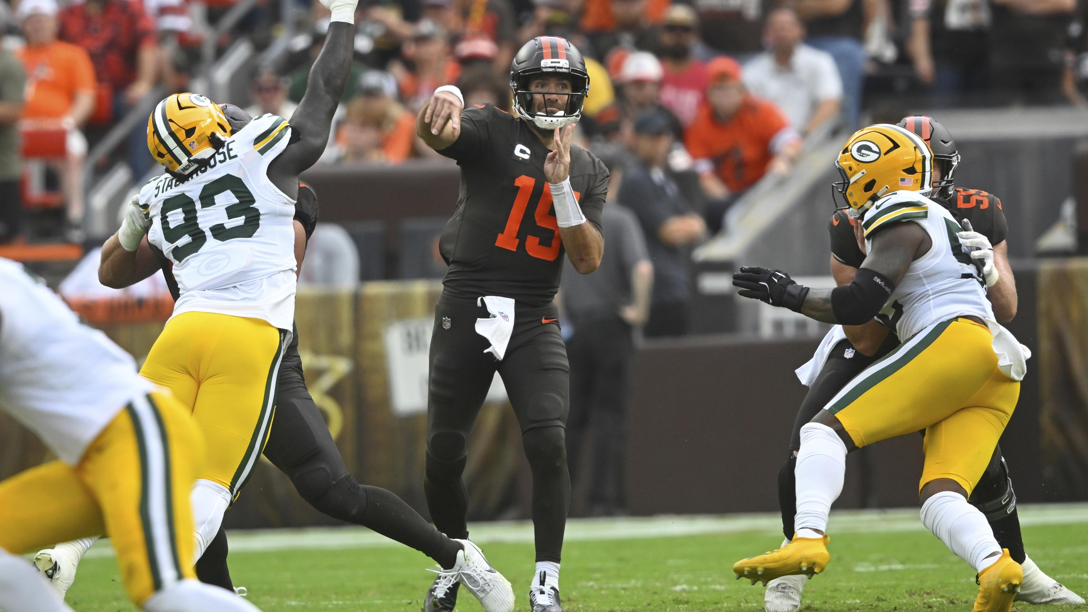 Joe Flacco to Remain Browns’ QB1 over Gabriel, Shedeur After Win vs. Packers, HC Says