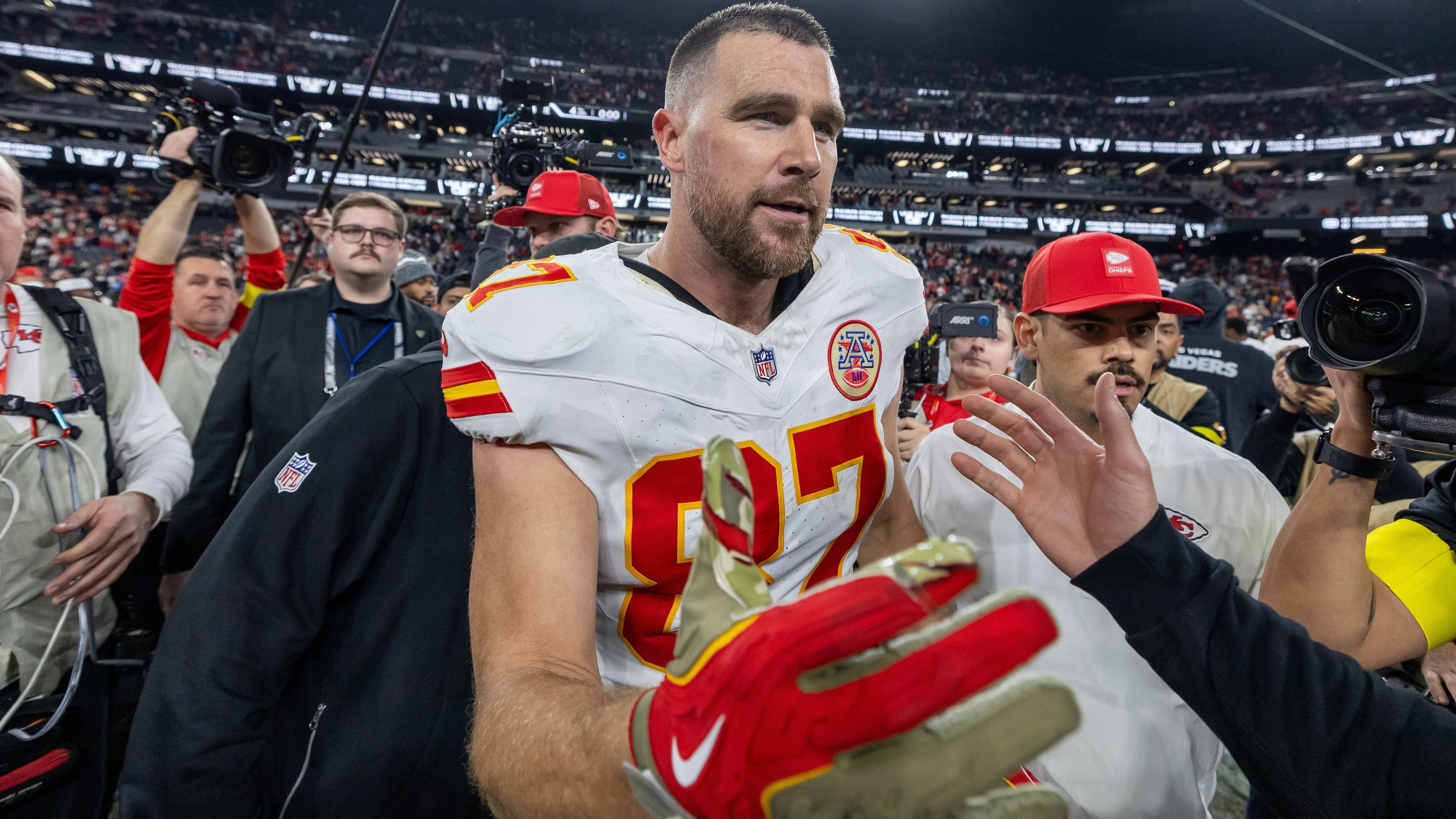 Chiefs Raiders Football