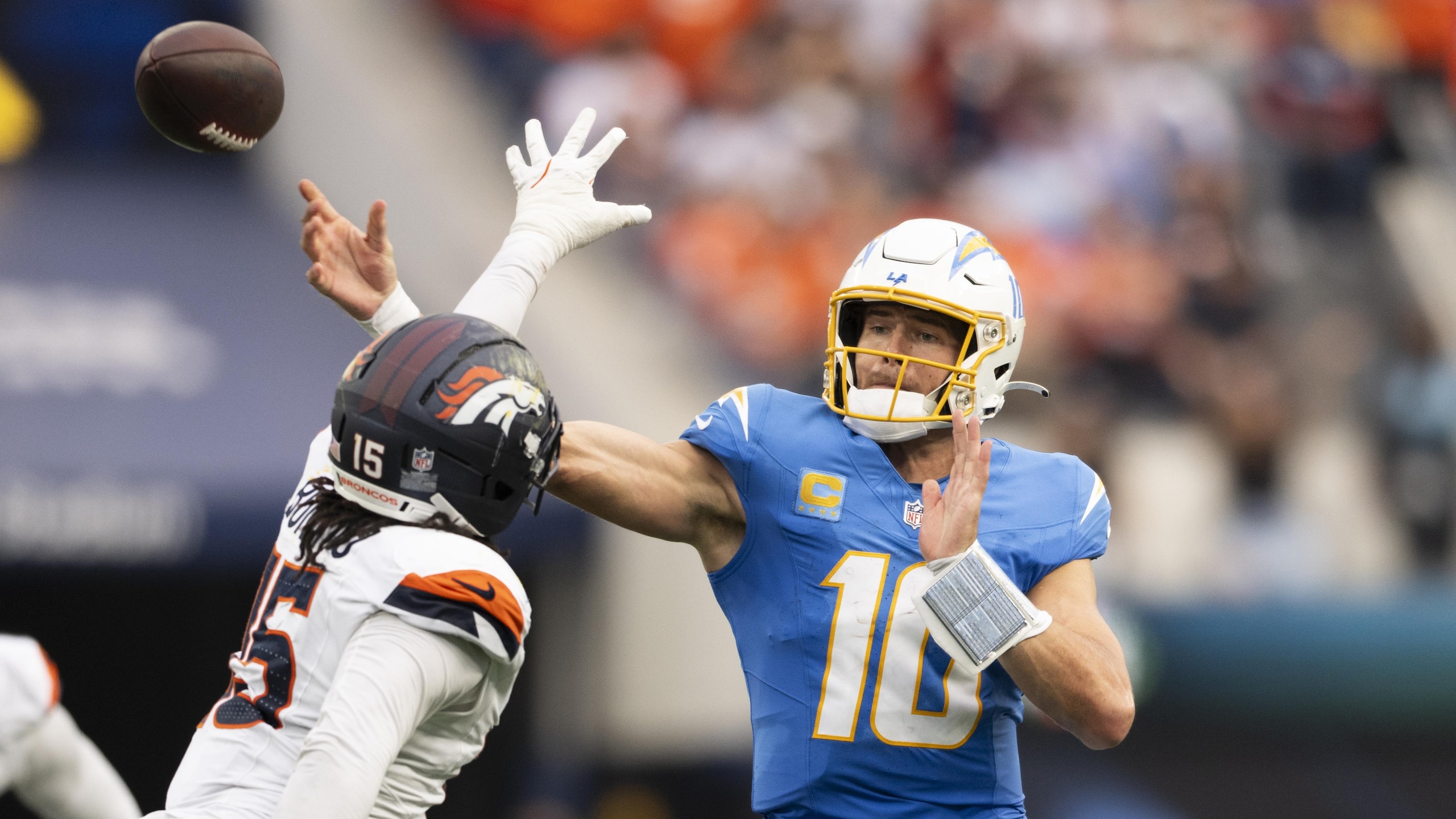 Broncos Chargers Football