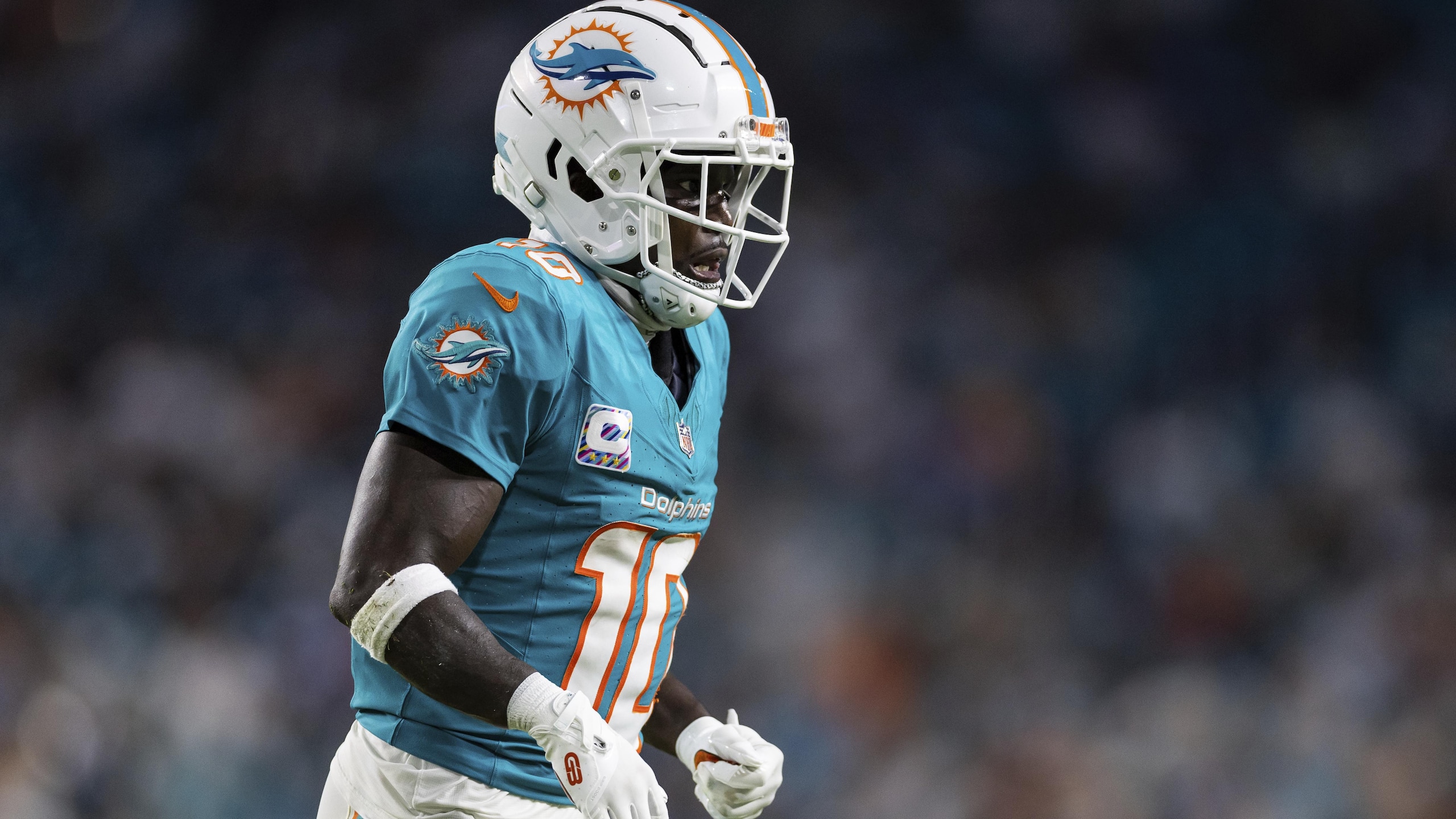 Titans Dolphins Football