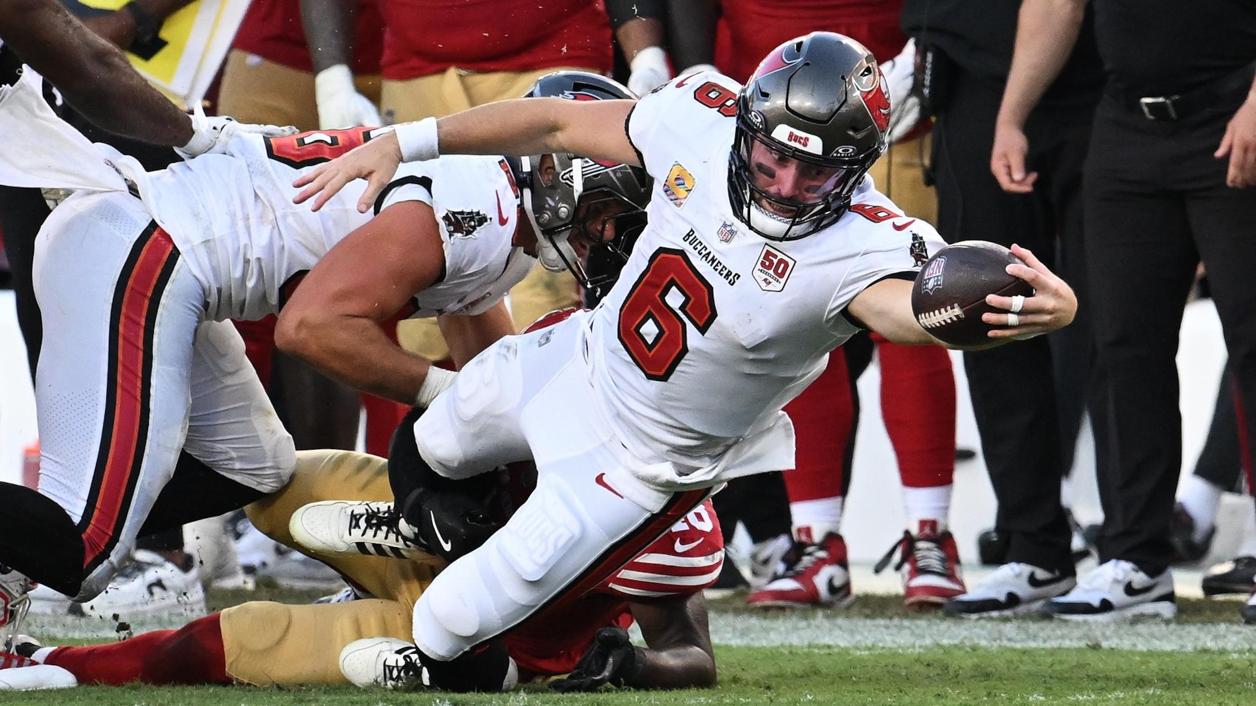 49ers Buccaneers Football