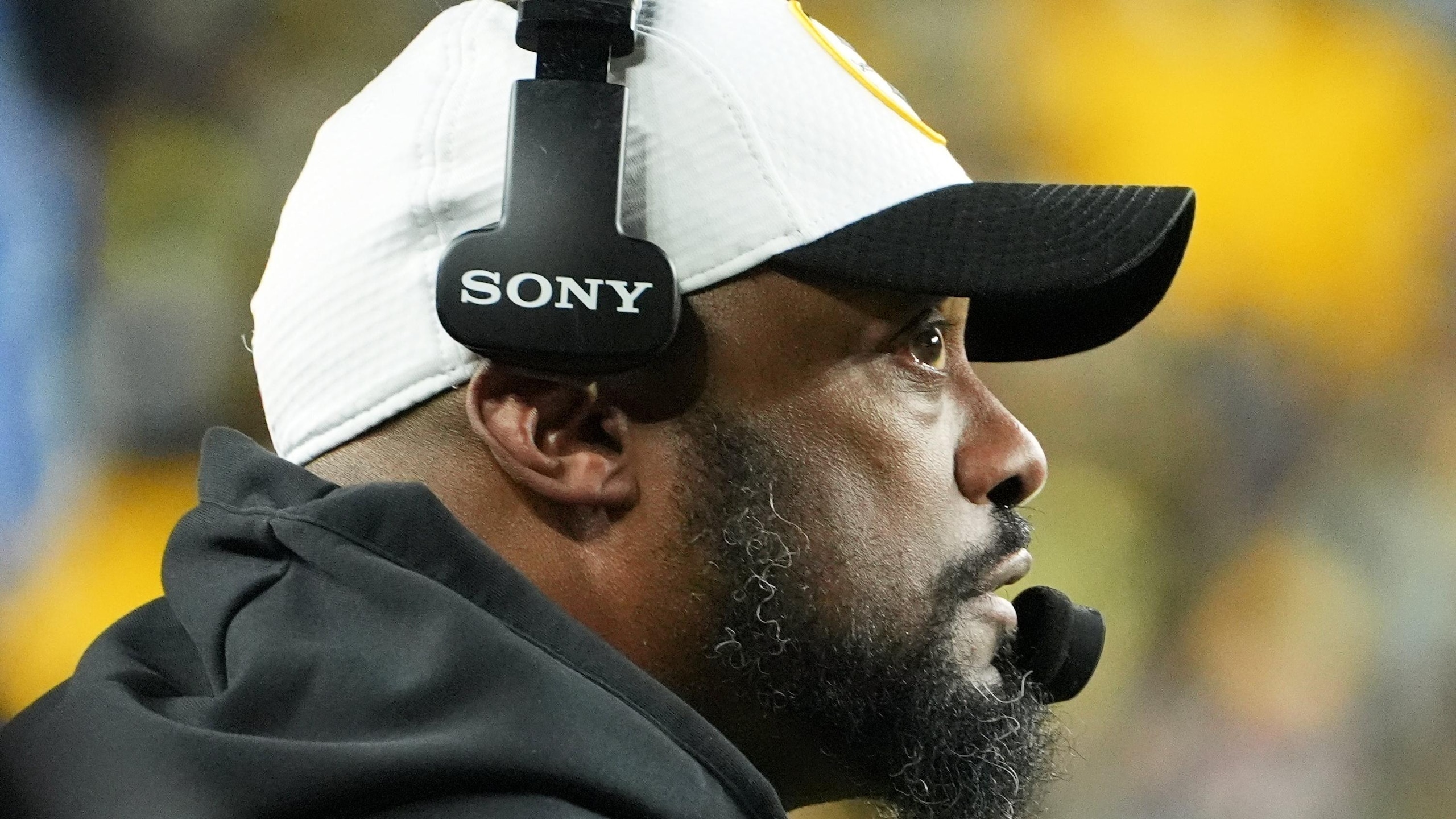 Steelers Tomlin Out Football