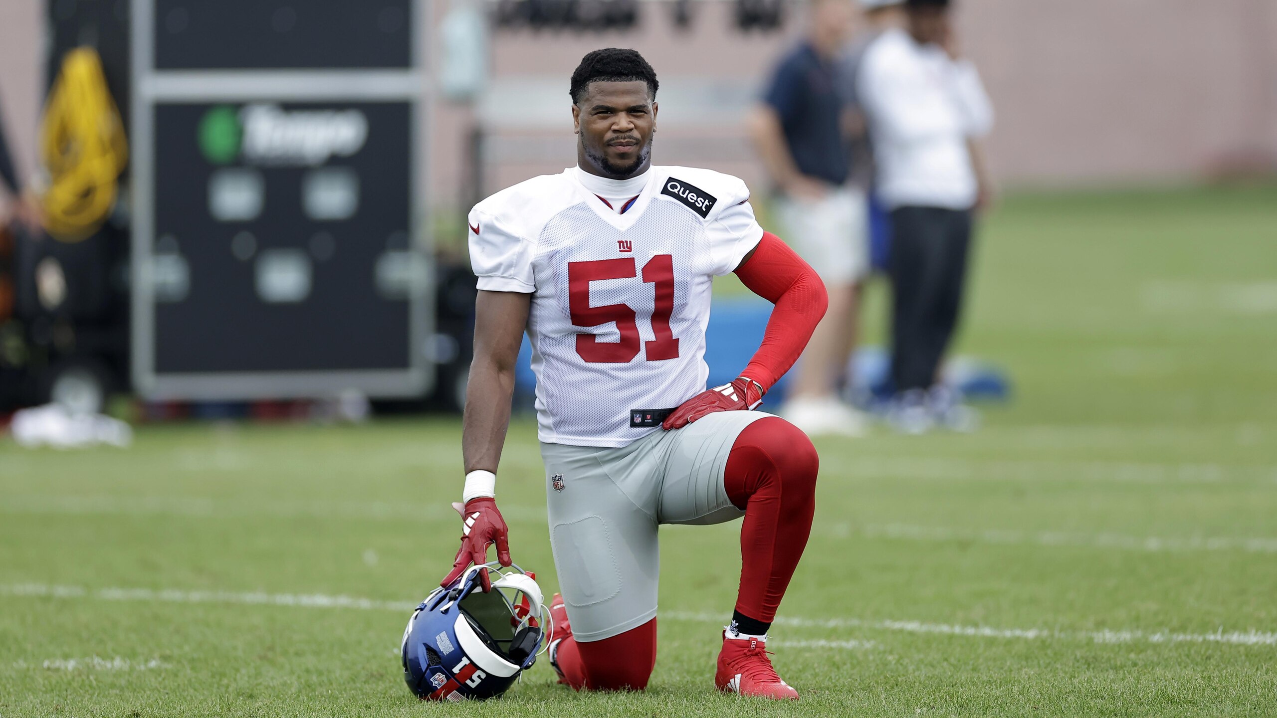 Giants Camp Football