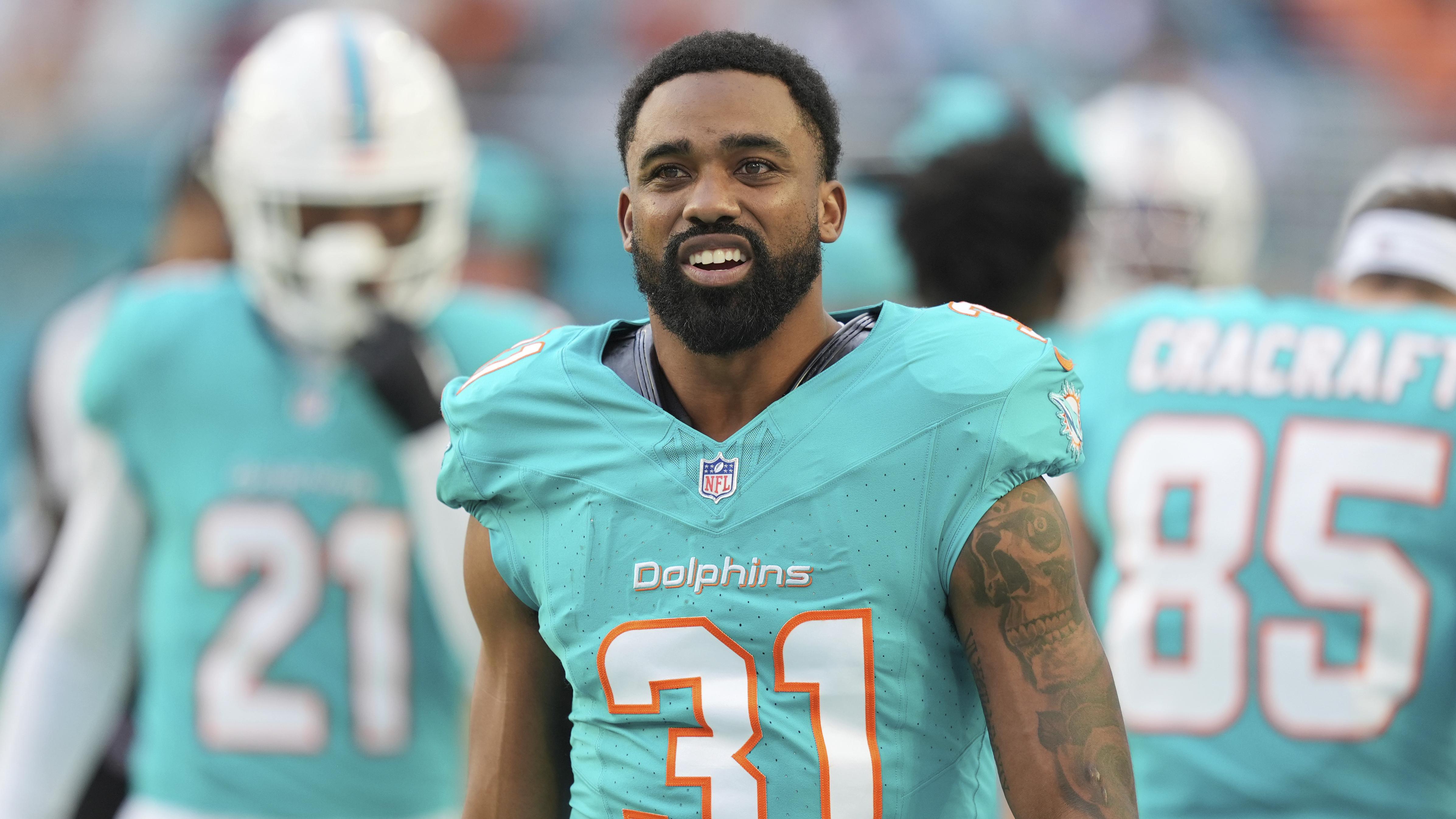 49ers Dolphins Football