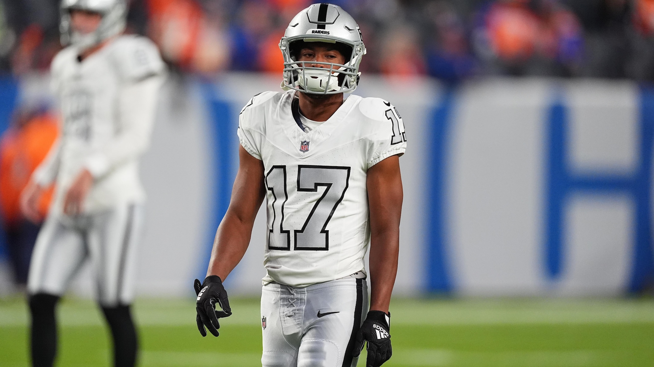 Raiders Broncos Football