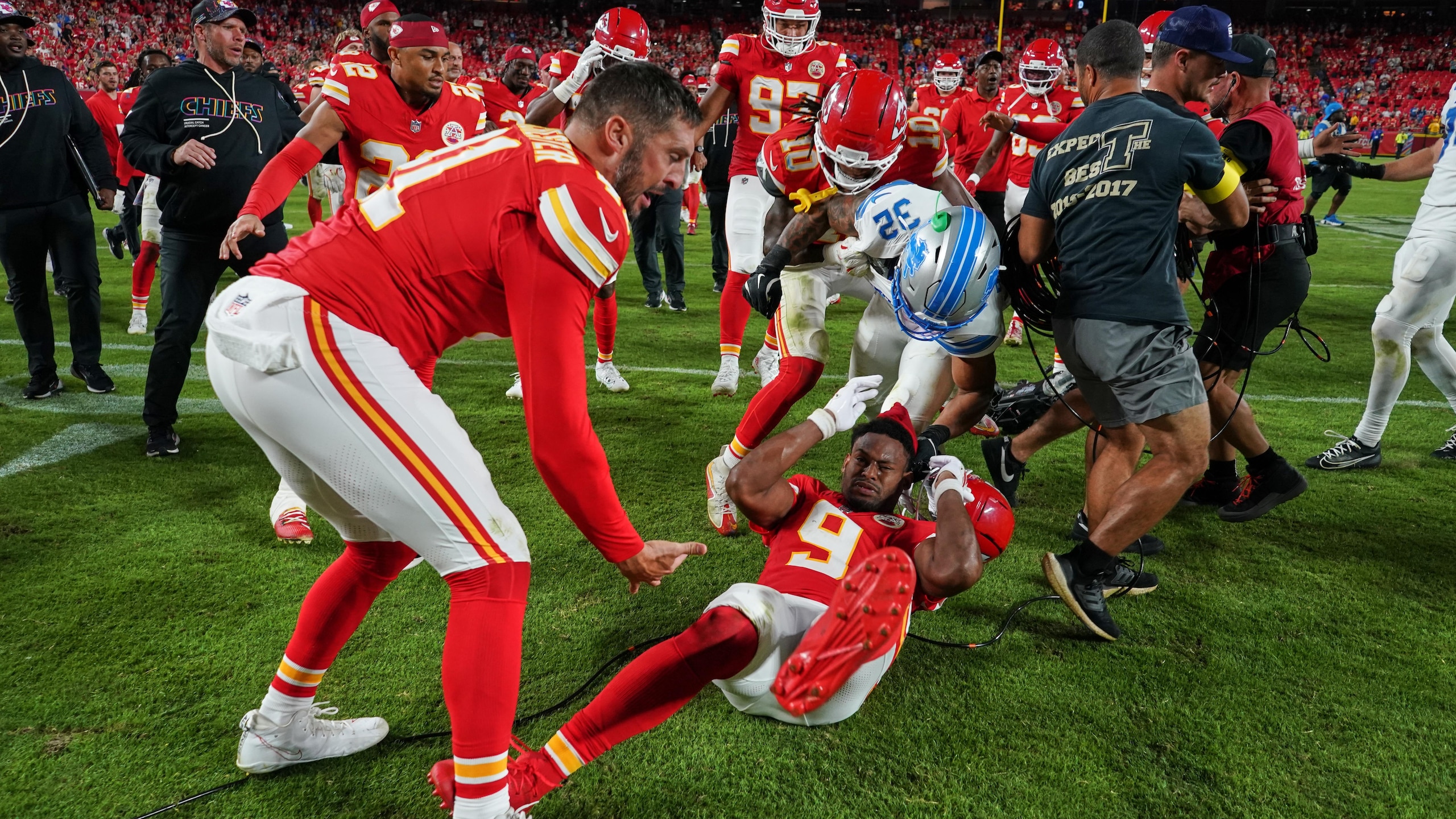 APTOPIX Lions Chiefs Football
