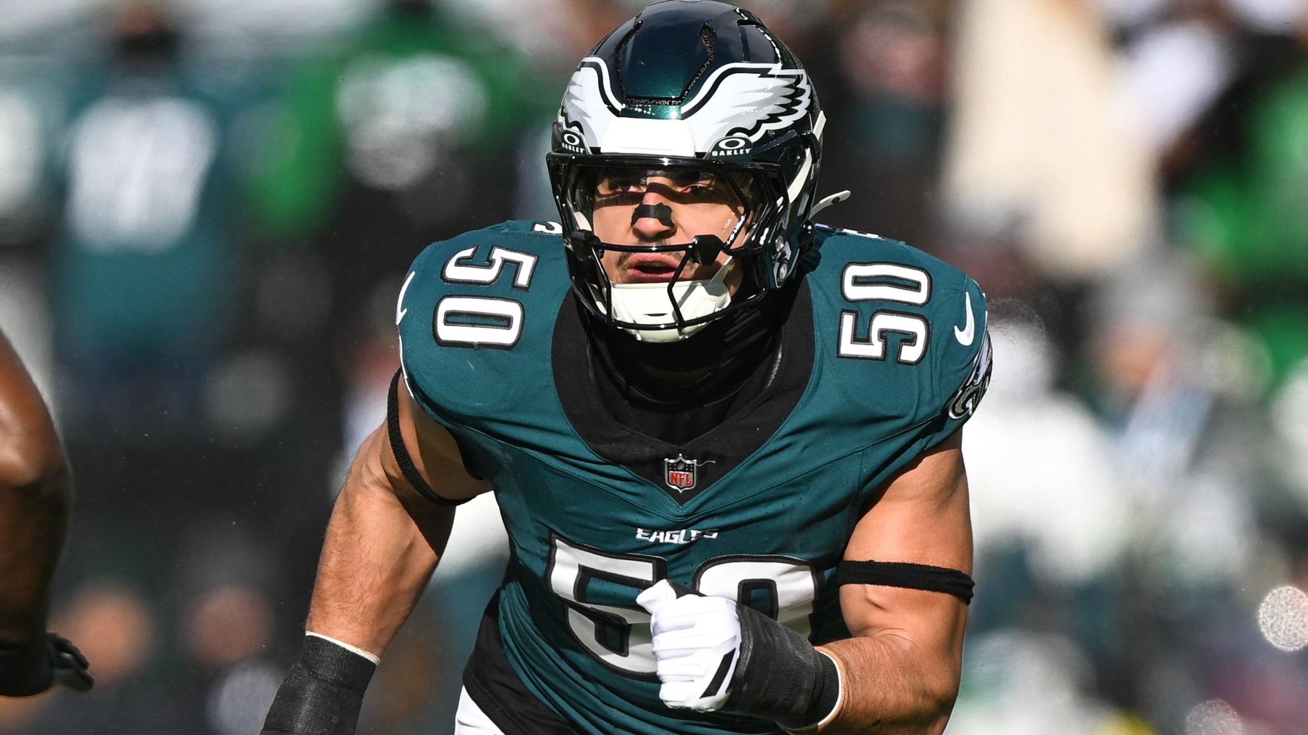 Raiders Eagles Football