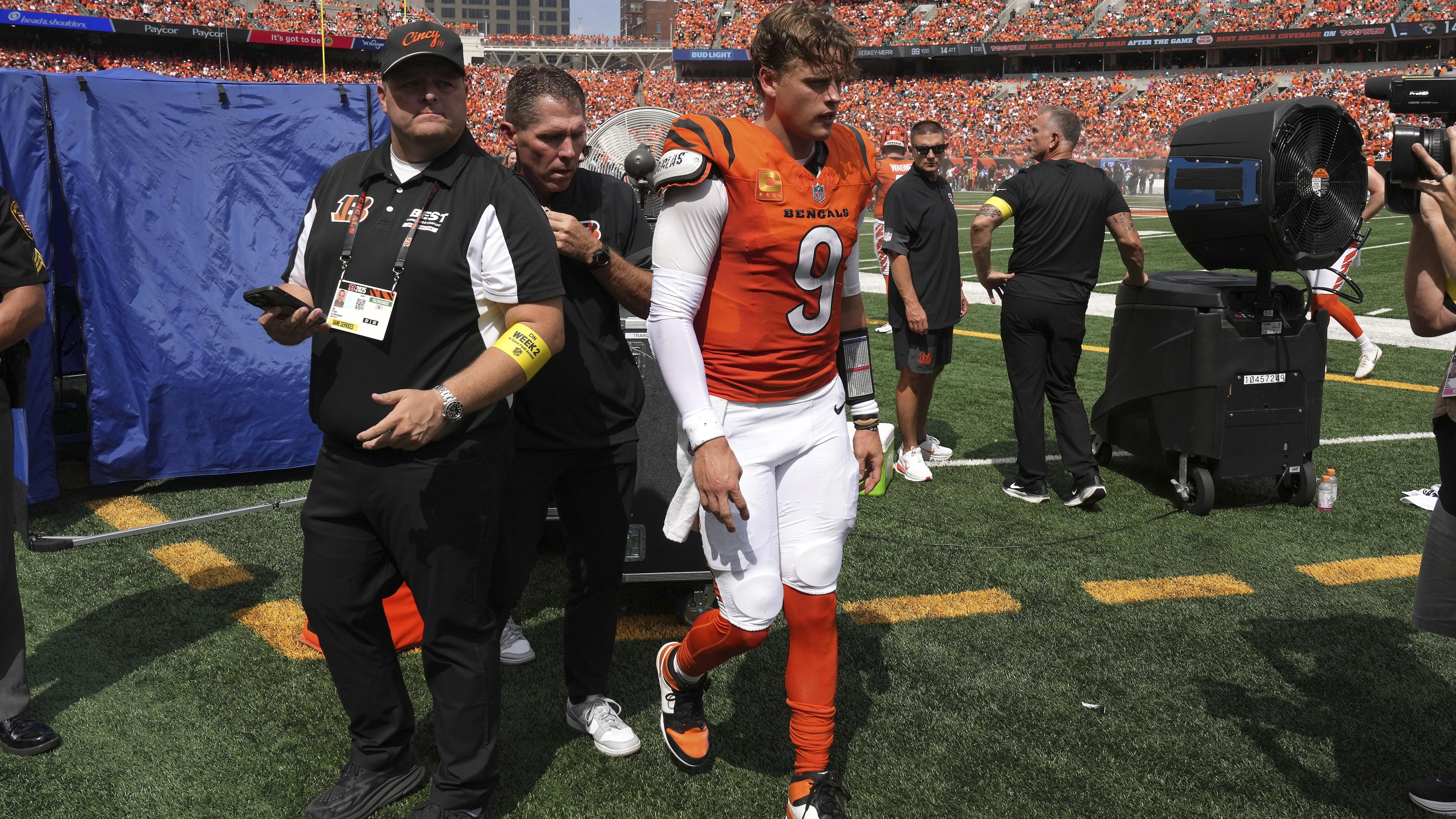 Bengals’ Joe Burrow Reportedly Will Need Surgery on Turf Toe Injury, May Miss 3 Months