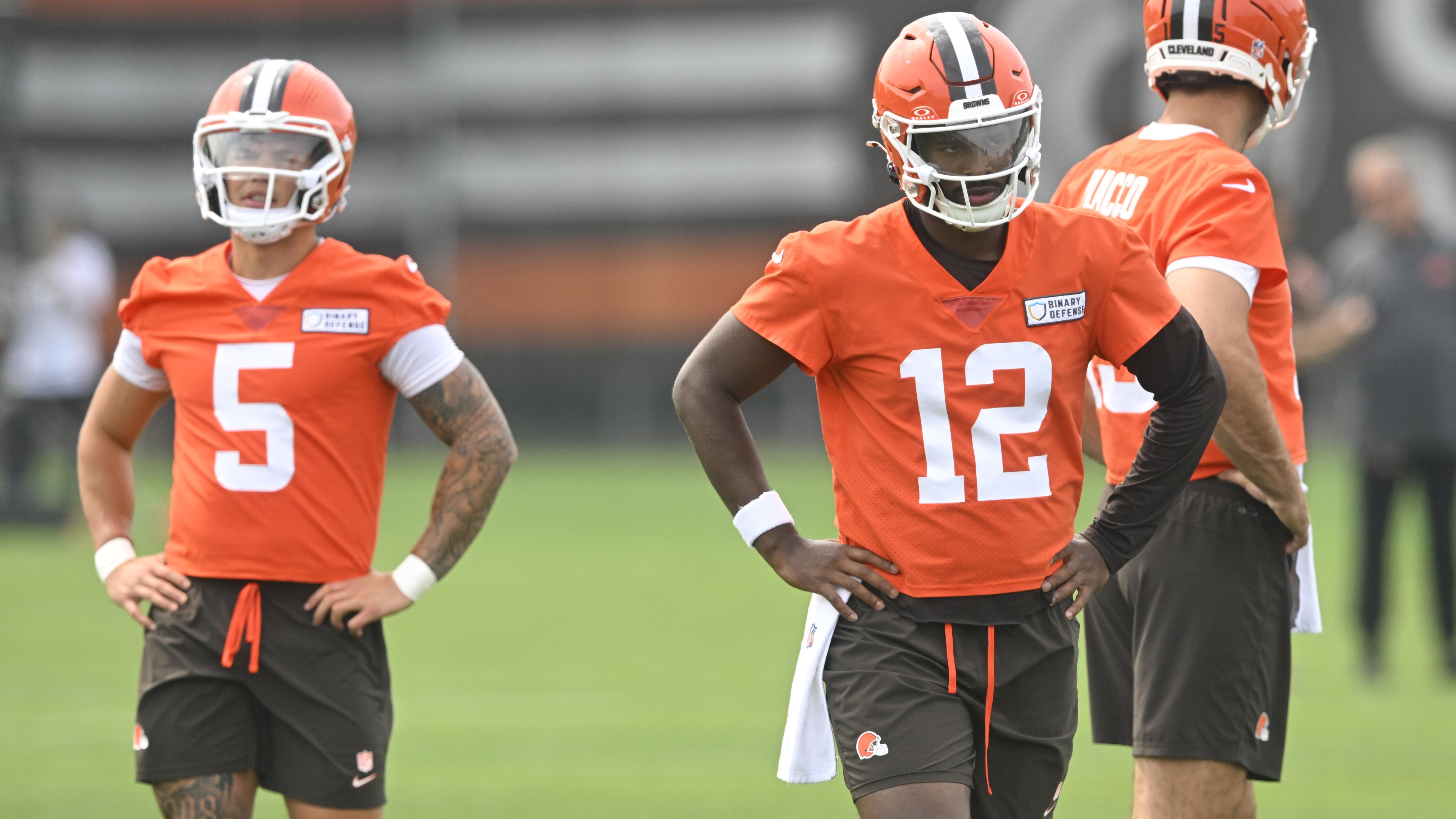 Shedeur Sanders Spoke With Dillon Gabriel, ‘Not Tripping’ Over ‘Entertainers’ Comment