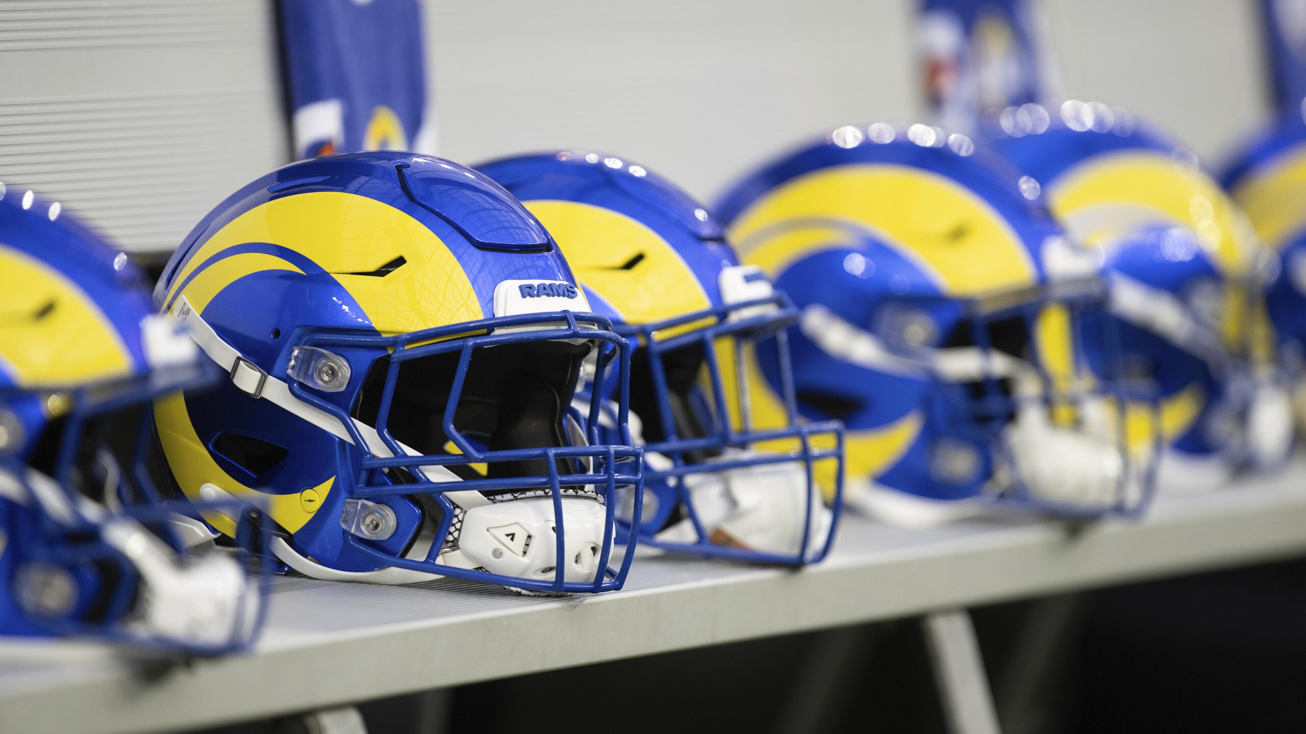 Chargers Rams Football