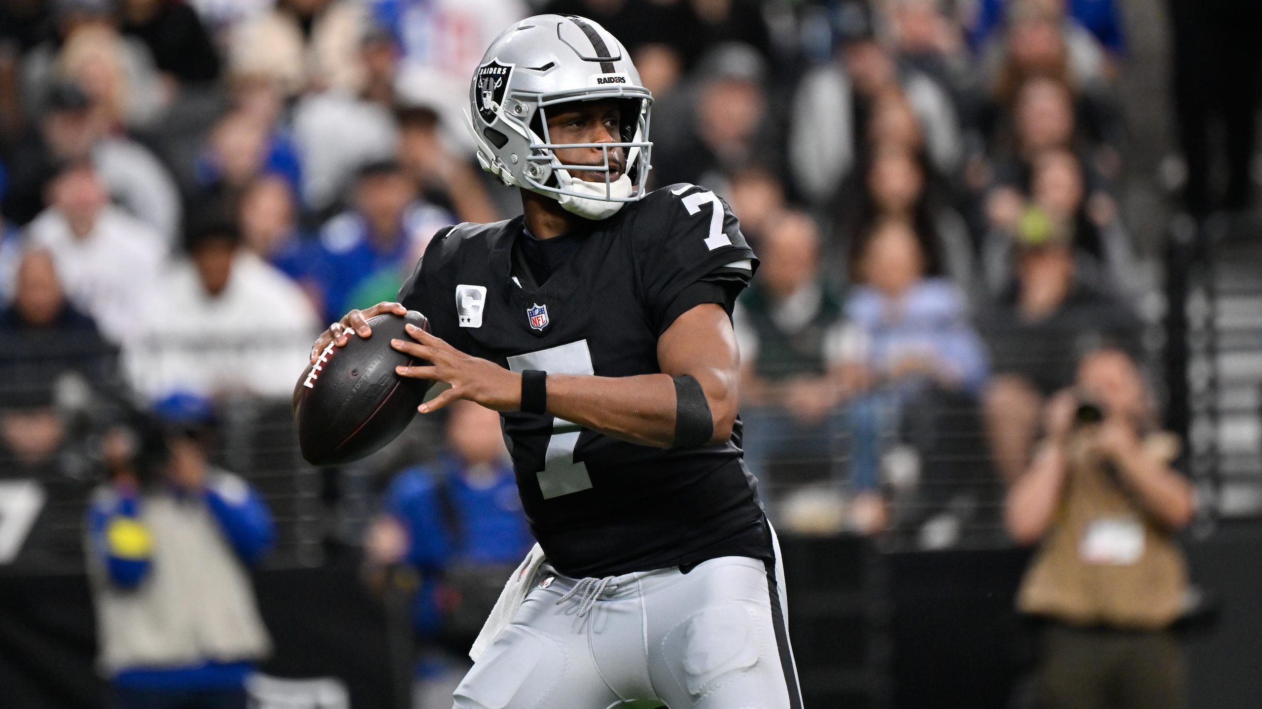 Giants Raiders Football