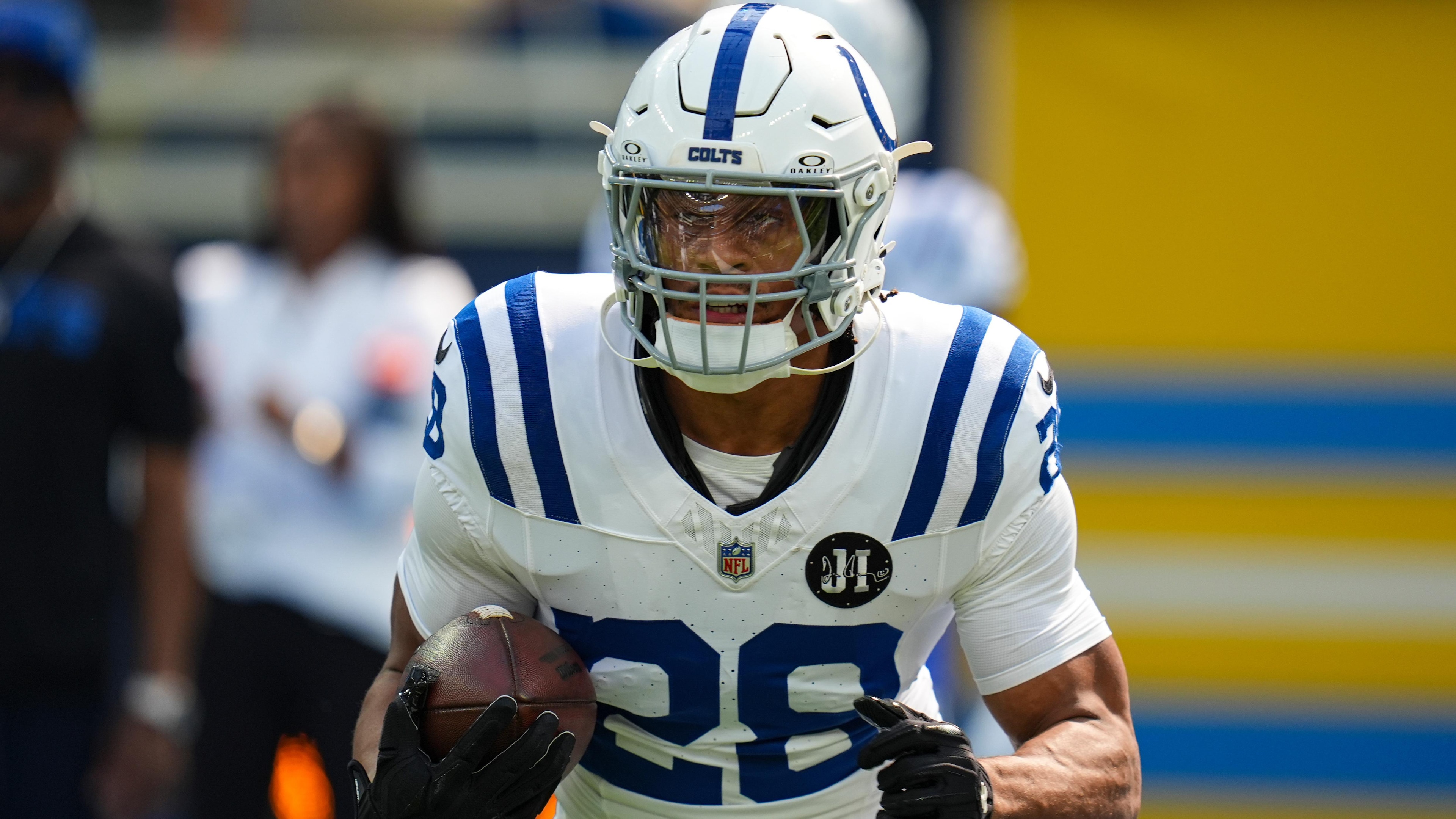 Colts Chargers Football