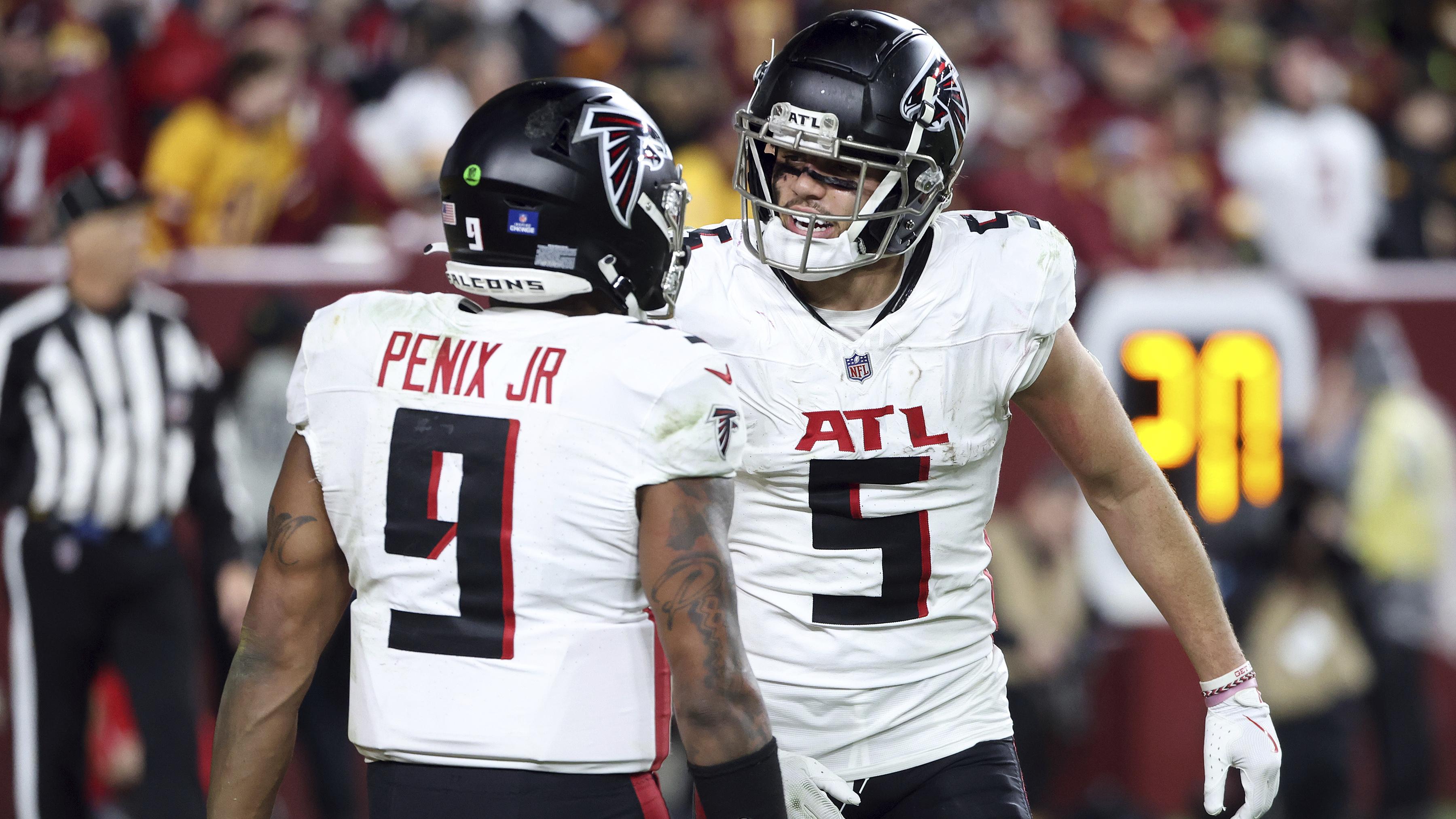 Falcons Commanders Football