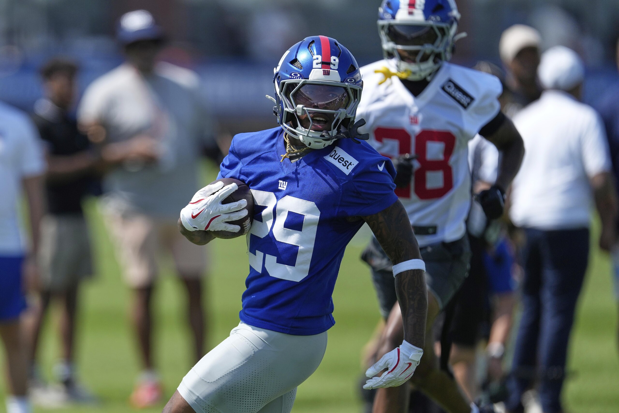 Giants Camp Football