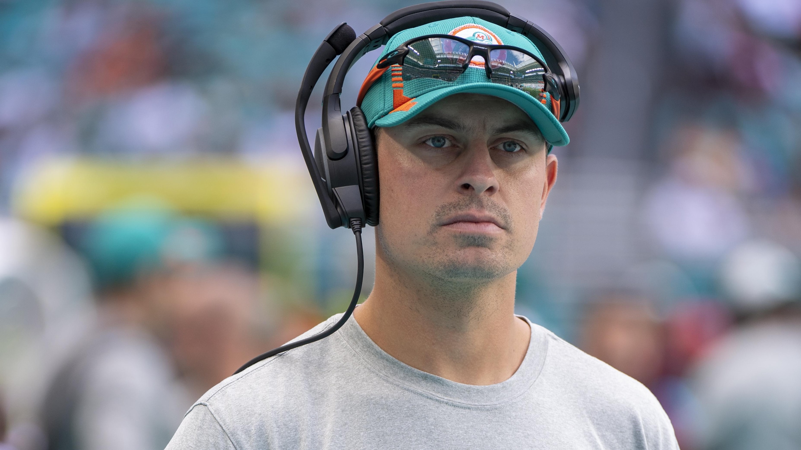 Colts Dolphins Football