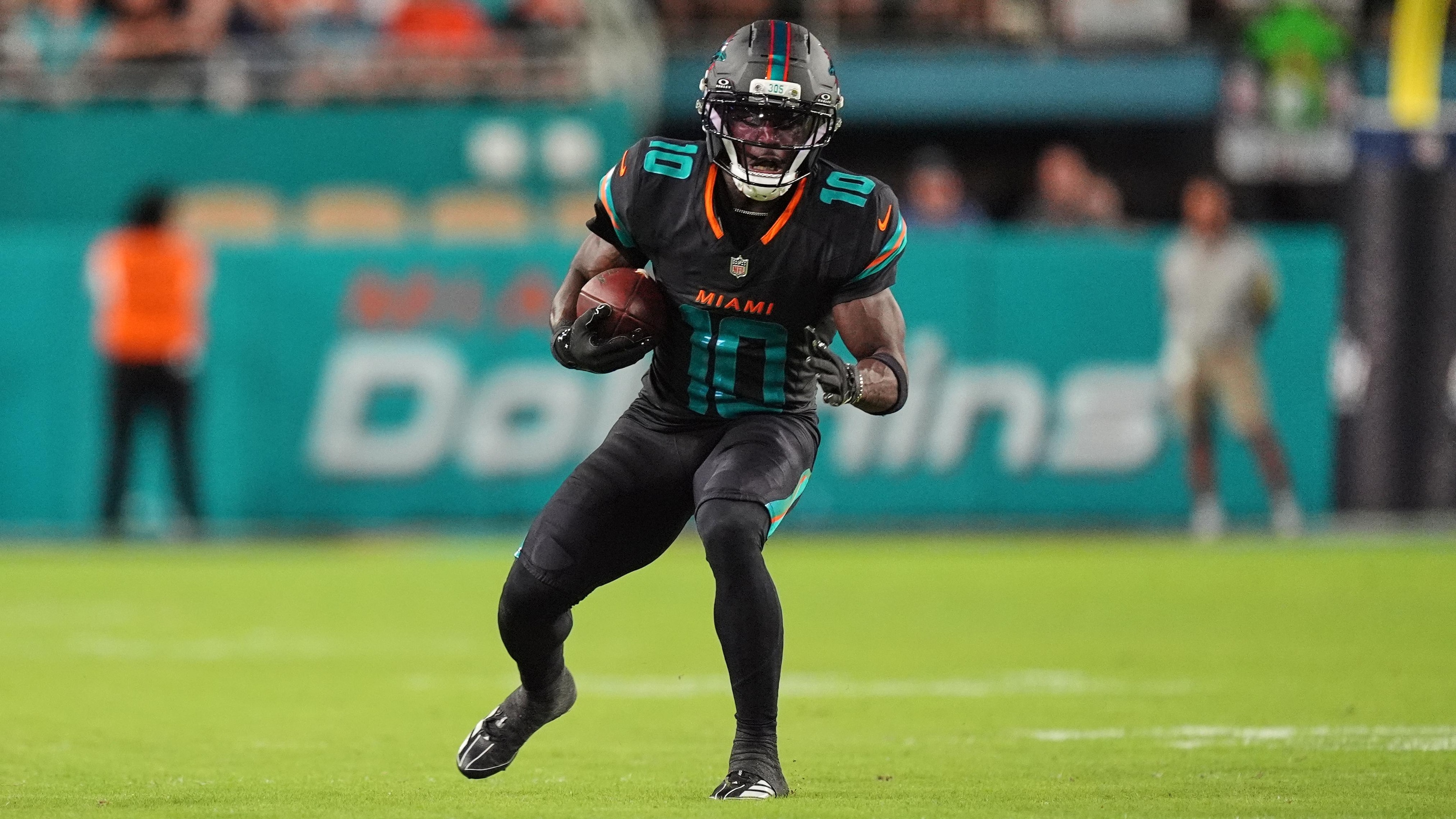 Tyreek Hill Reportedly Expected to Be Released by Dolphins After 2025 NFL Season