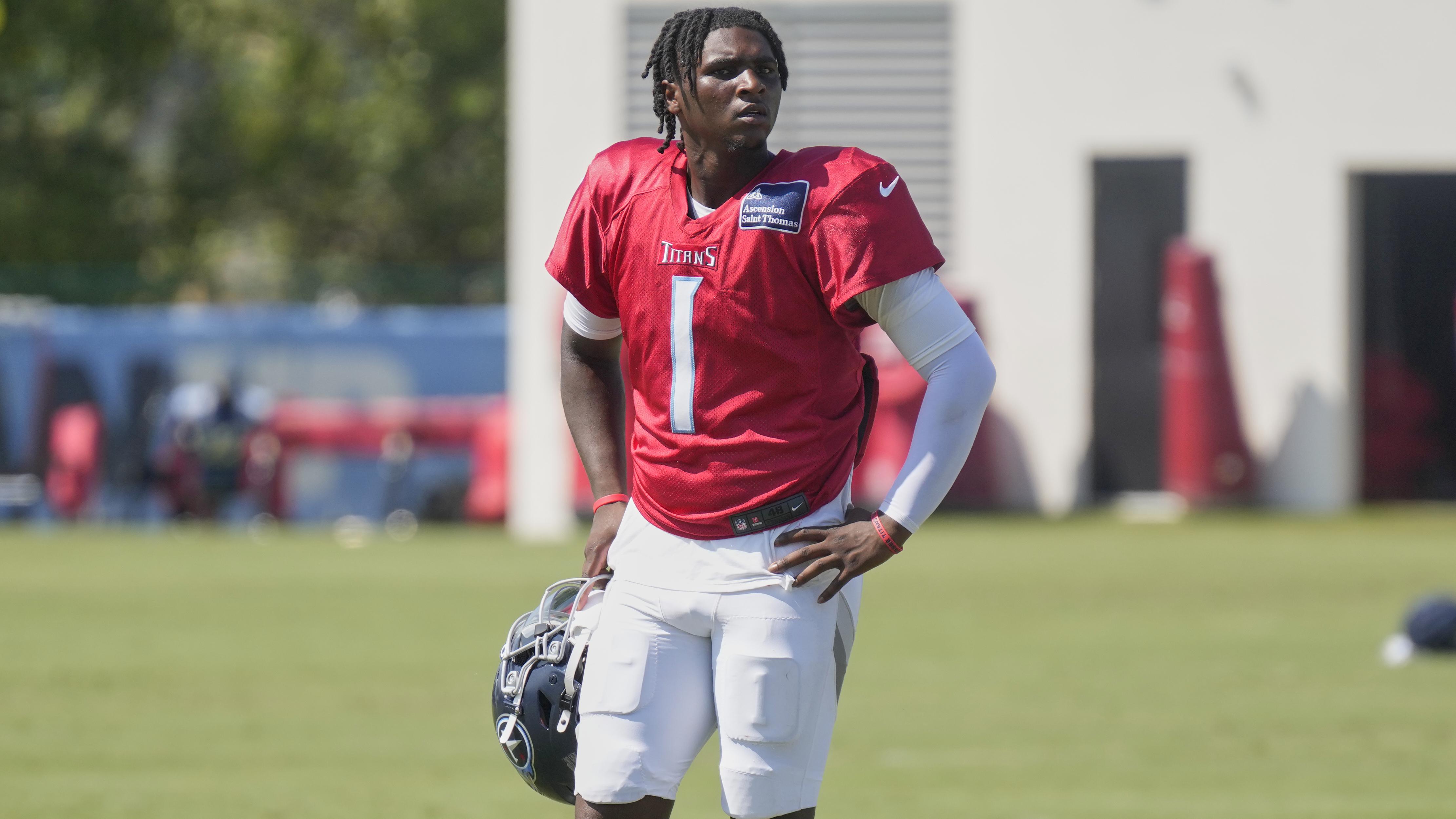 Cam Ward-Jeffery Simmons Scuffle Downplayed as Not ‘Serious’ By Titans’ Tyler Lockett