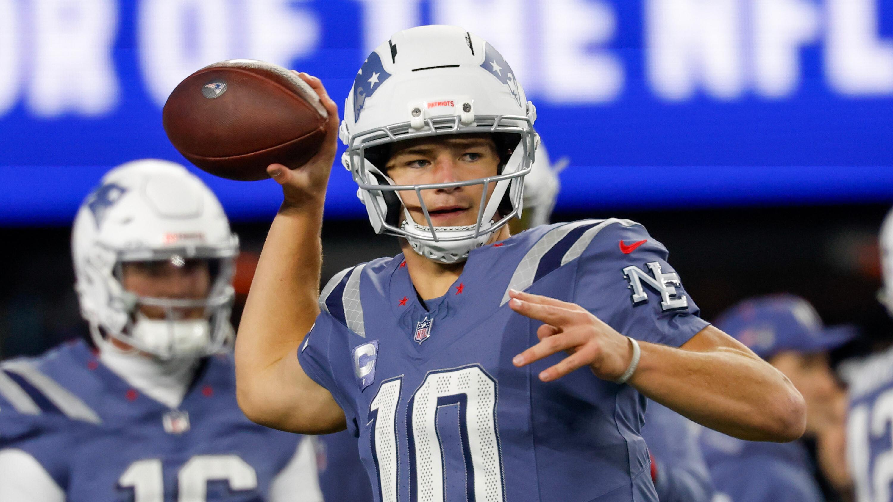 Drake Maye Called NFL's 'Best Player' by Patriots' Will Campbell After Win  vs. Jets