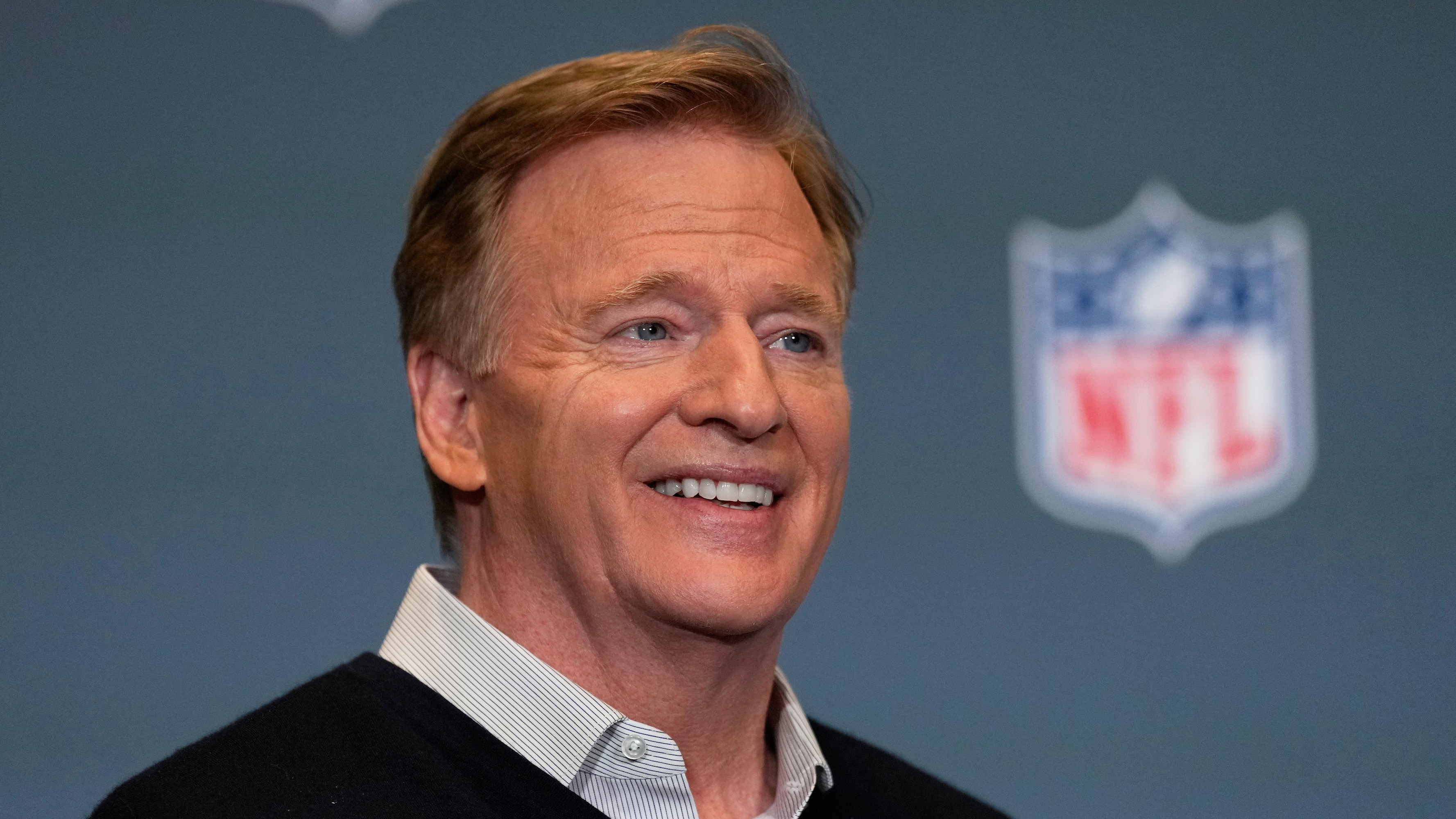 Roger Goodell 'Amazed' by NFL Referees' Performances, Wants to Use AI to Help Officials