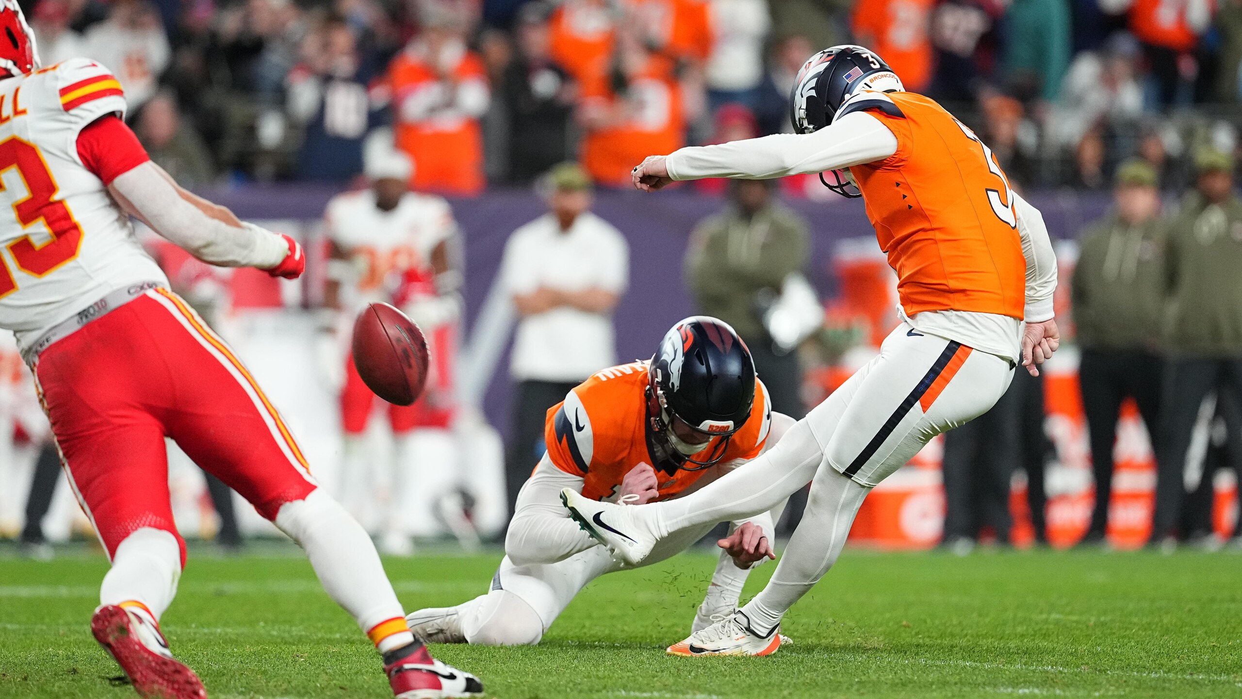 Chiefs Broncos Football