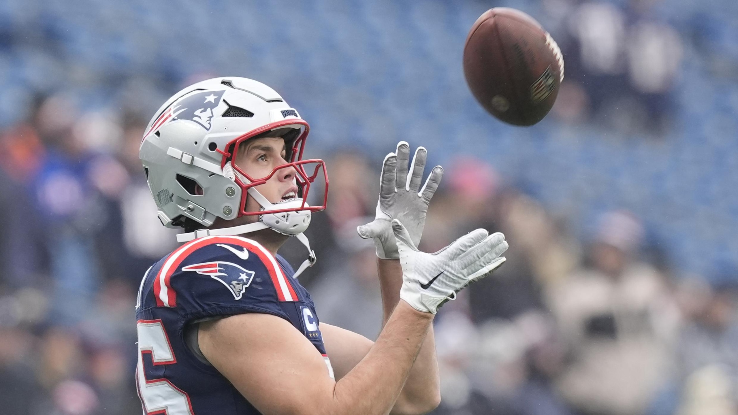 Chargers Patriots Football