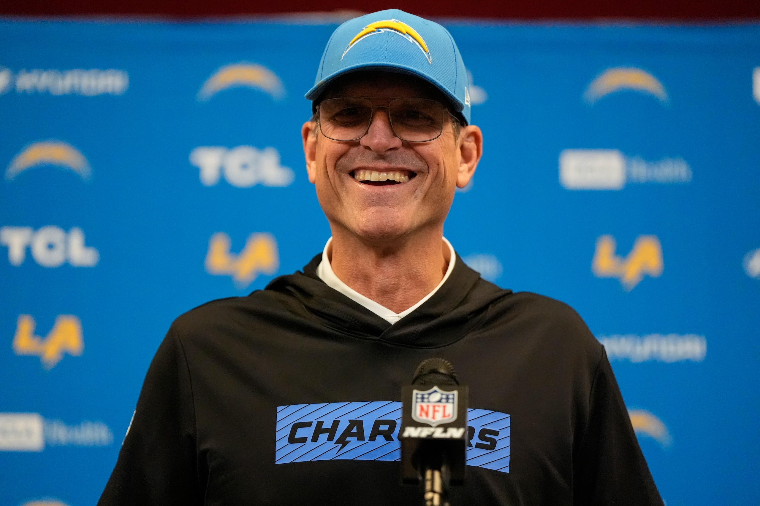 Chargers Falcons Football