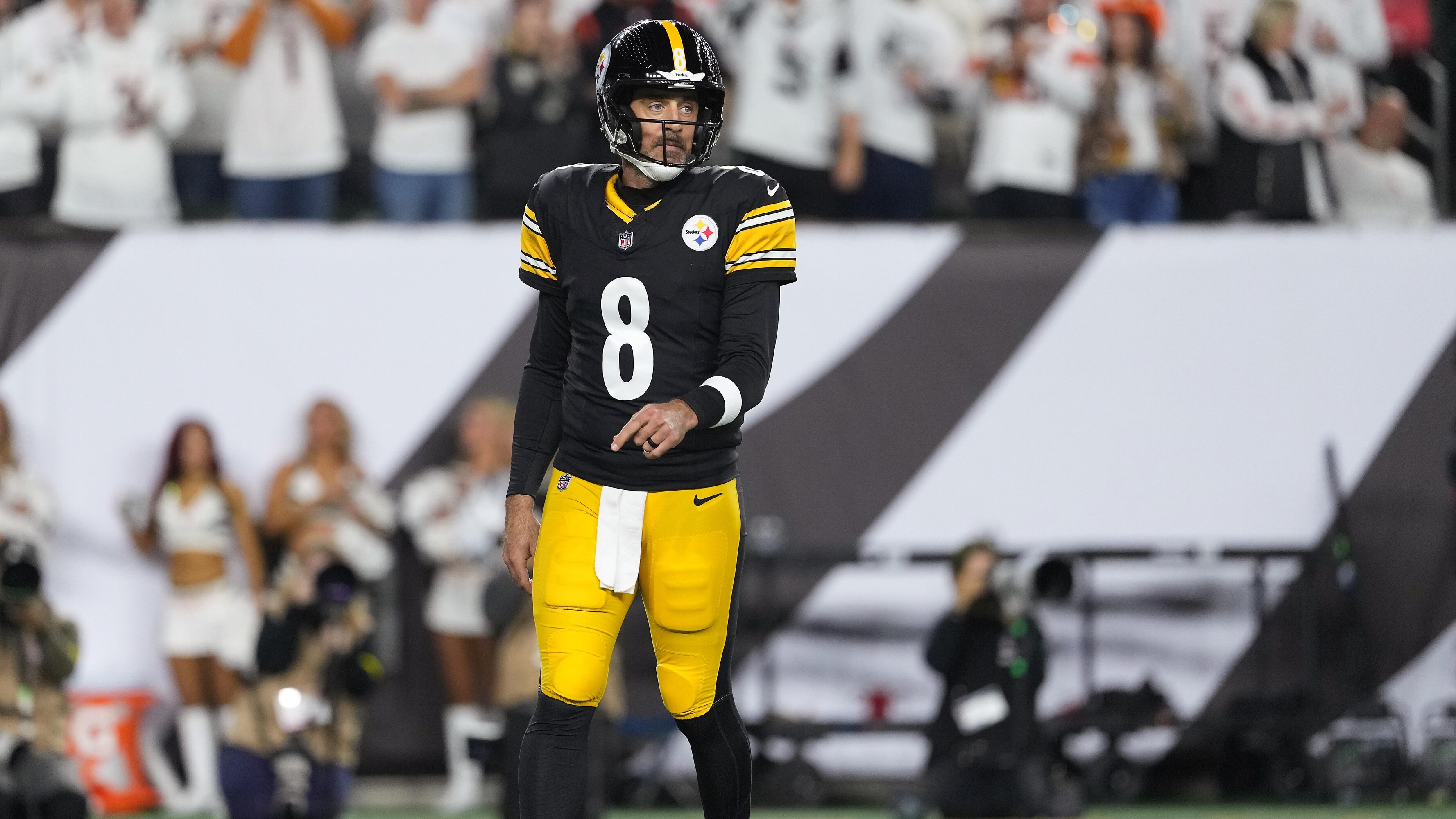 Rodgers Hints 2025 Could Be His Final Season