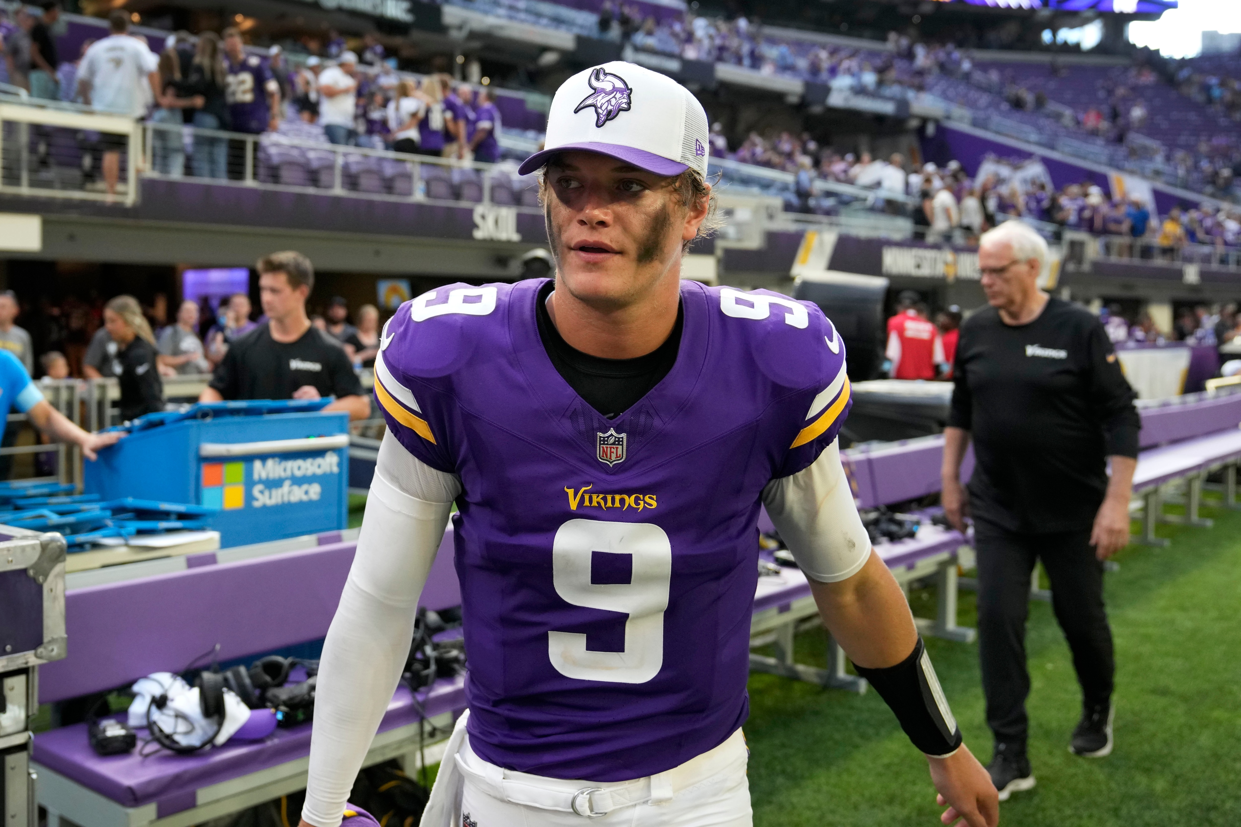 Vikings Rams Football